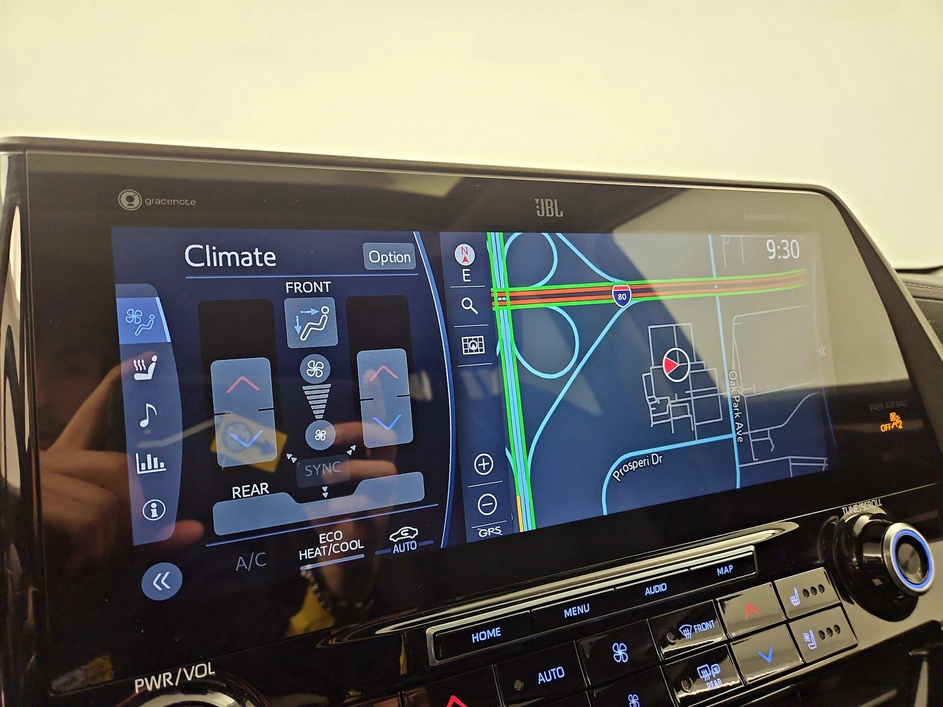 Thumbnail: 2021 Toyota Highlander - 14