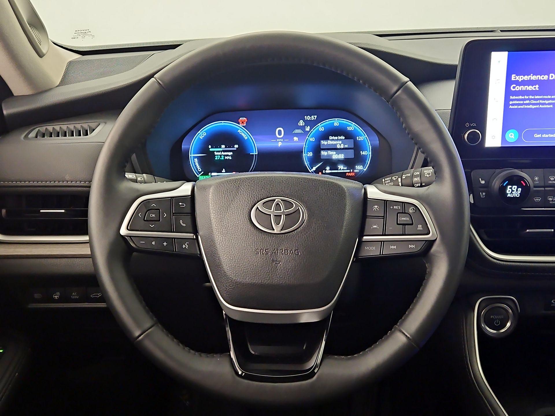 Thumbnail: 2025 Toyota Highlander - 10
