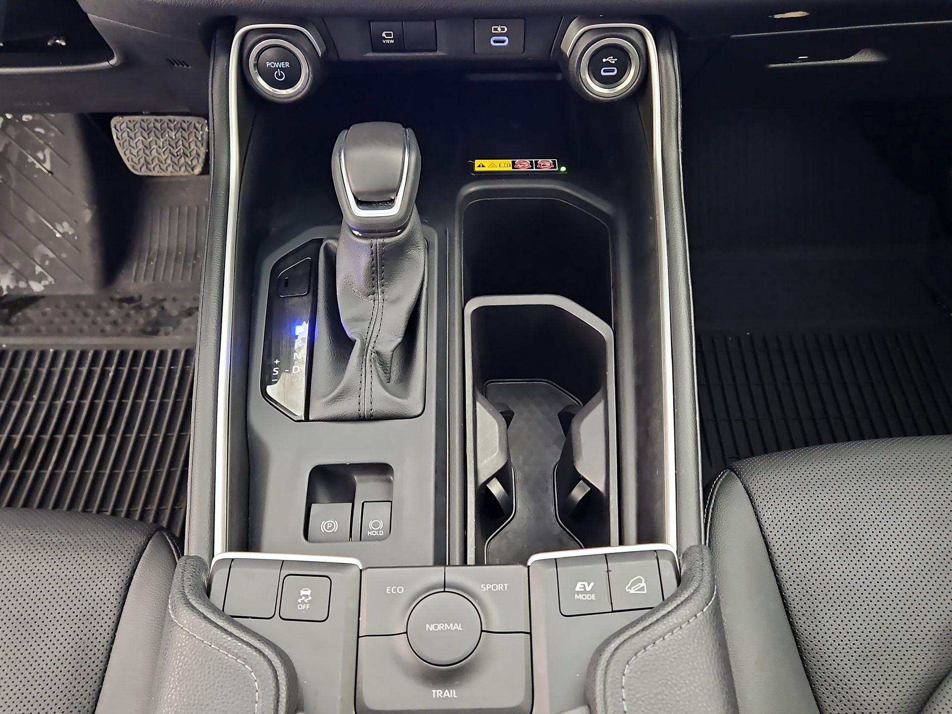 Thumbnail: 2025 Toyota Highlander - 17