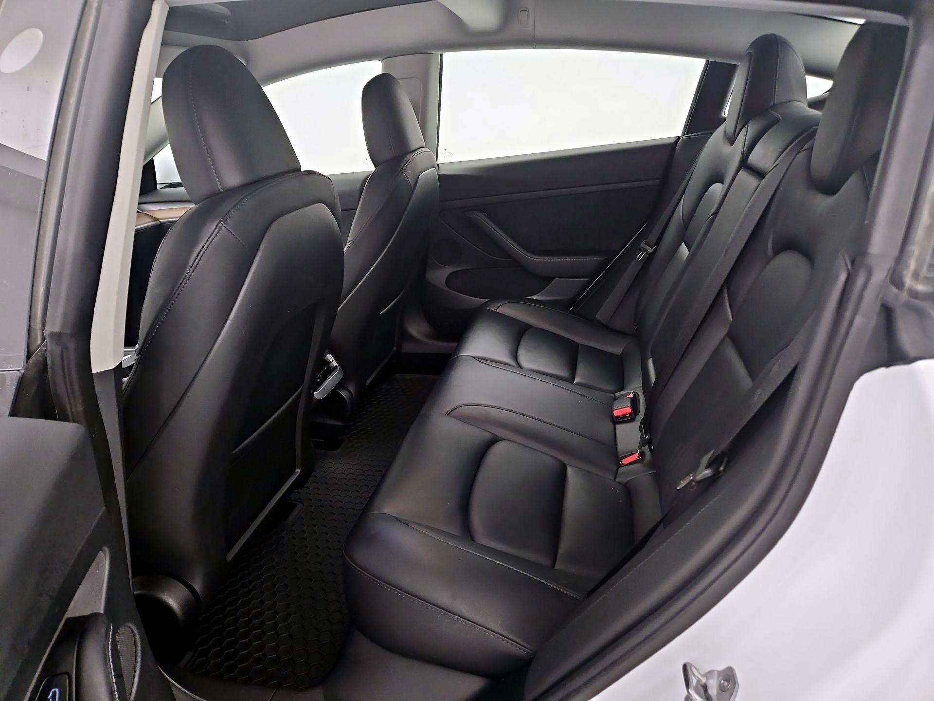 Thumbnail: 2023 Tesla Model 3 - 20