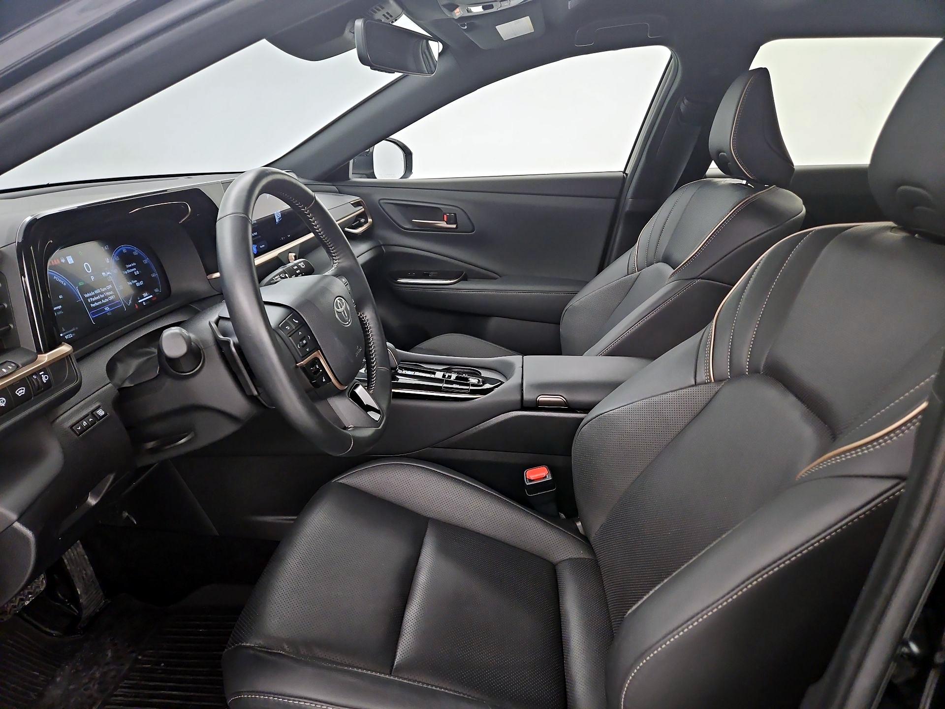 Thumbnail: 2025 Toyota Crown Signia - 11