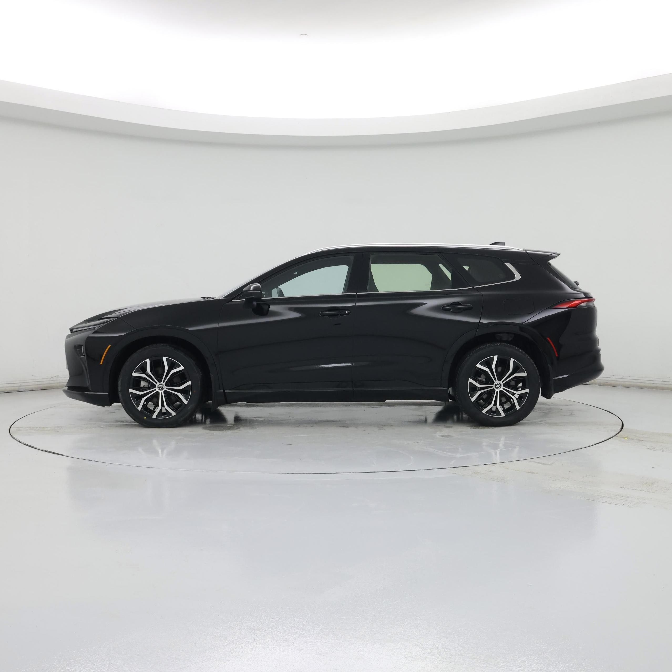 Thumbnail: 2025 Toyota Crown Signia - 3