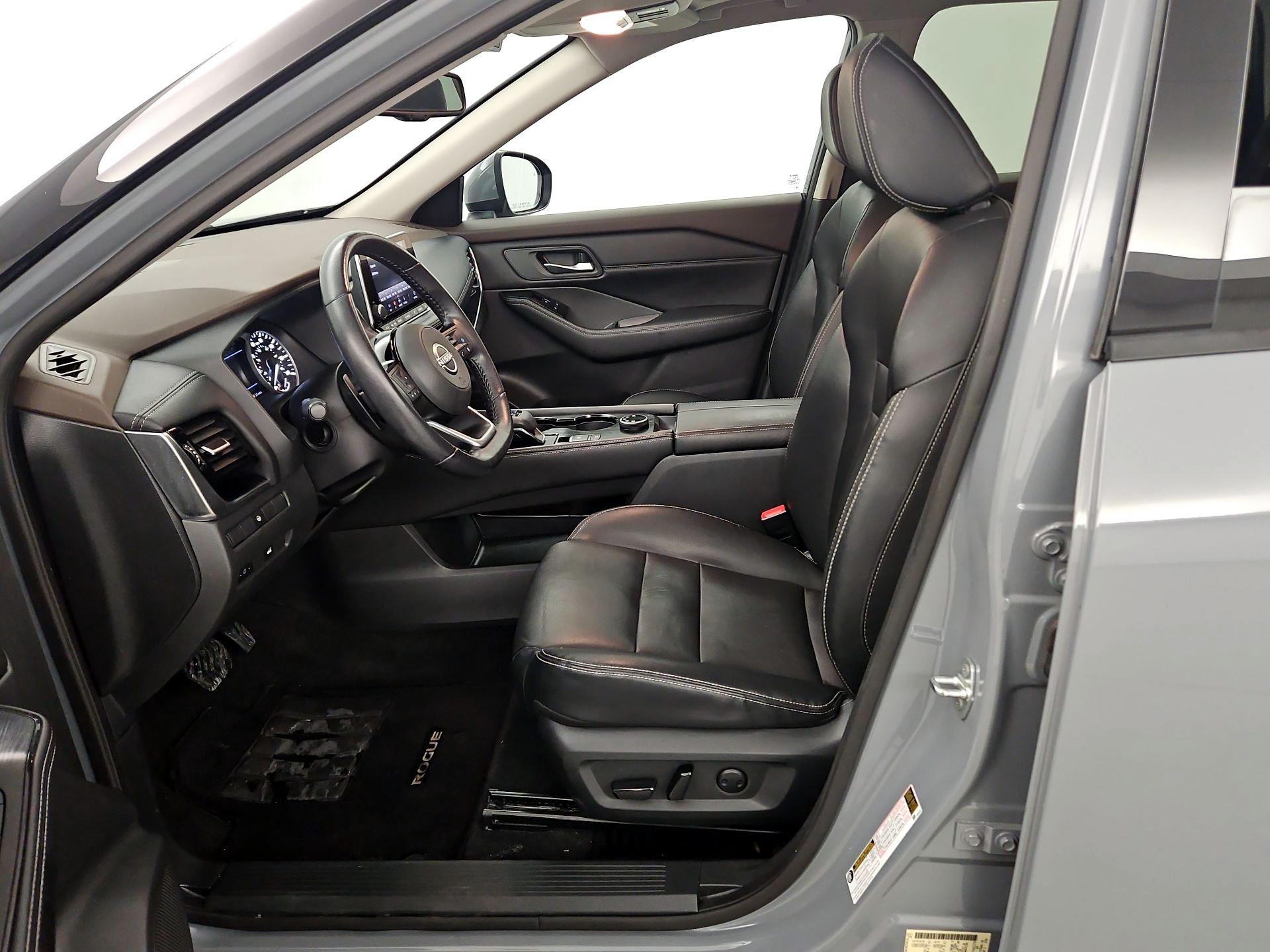 Thumbnail: 2022 Nissan Rogue - 11