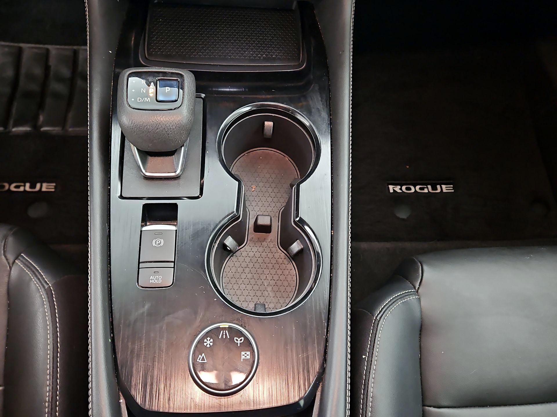 Thumbnail: 2022 Nissan Rogue - 17