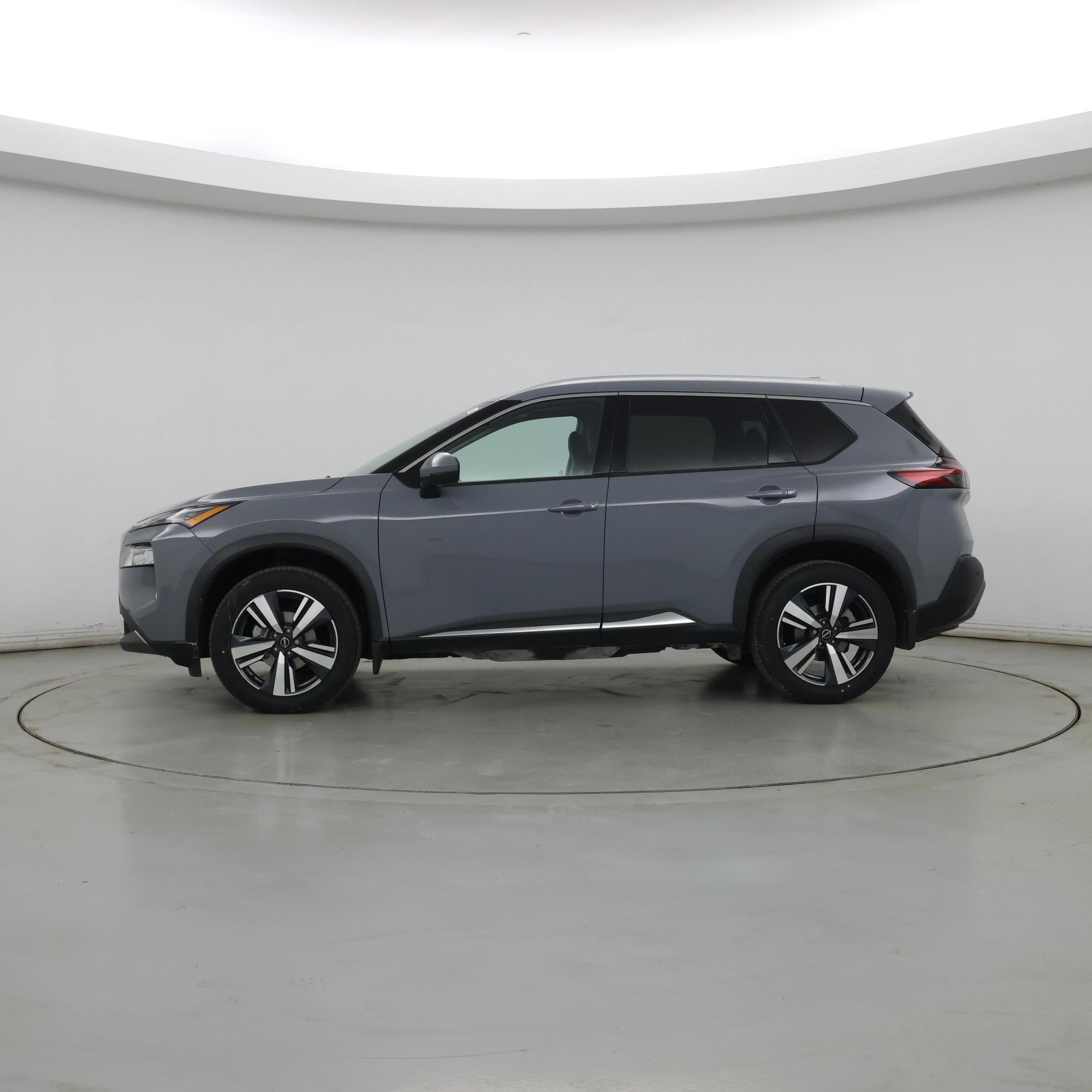 Thumbnail: 2022 Nissan Rogue - 3