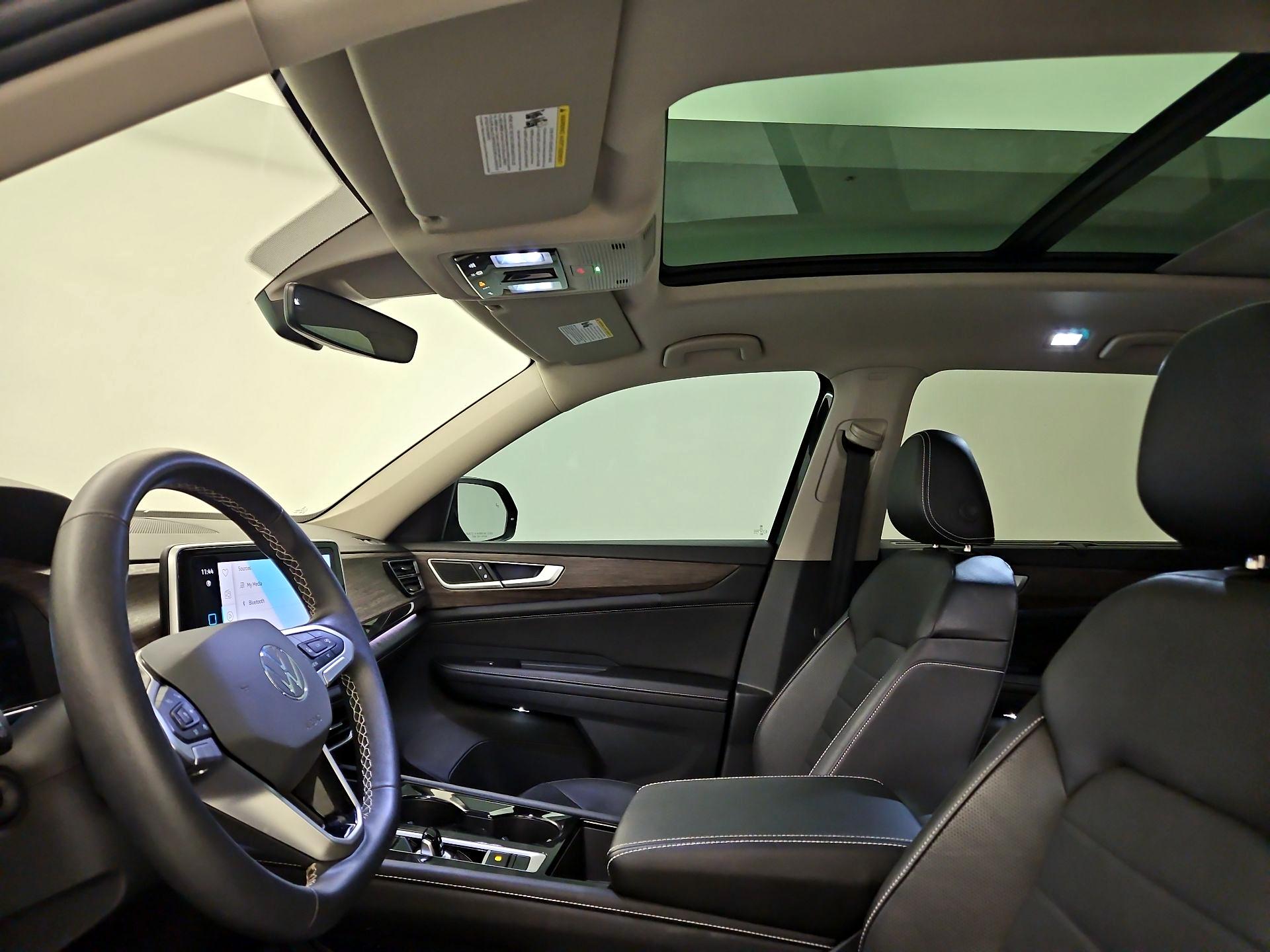 Thumbnail: 2024 Volkswagen Atlas - 19