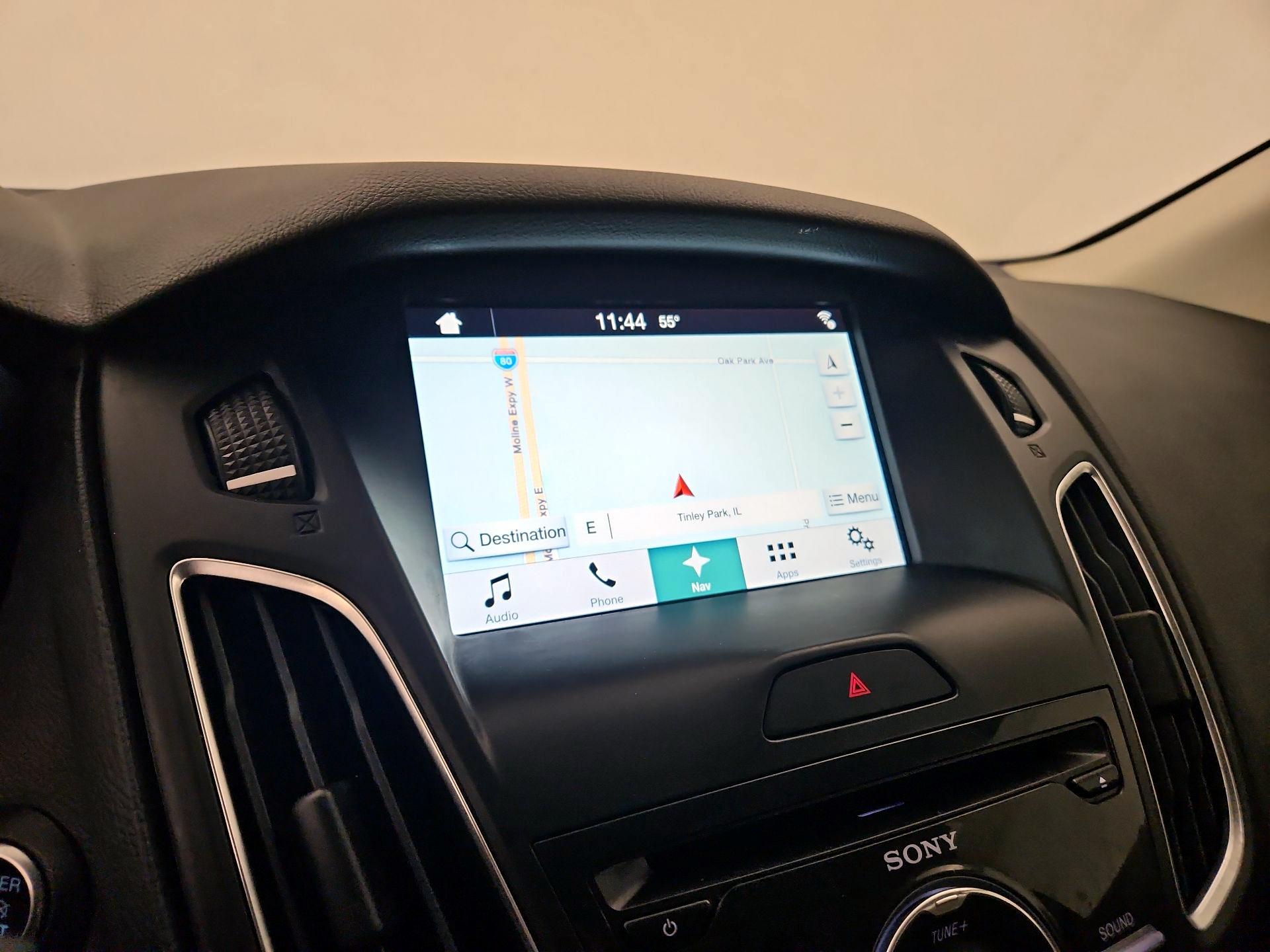 Thumbnail: 2016 Ford Focus - 14