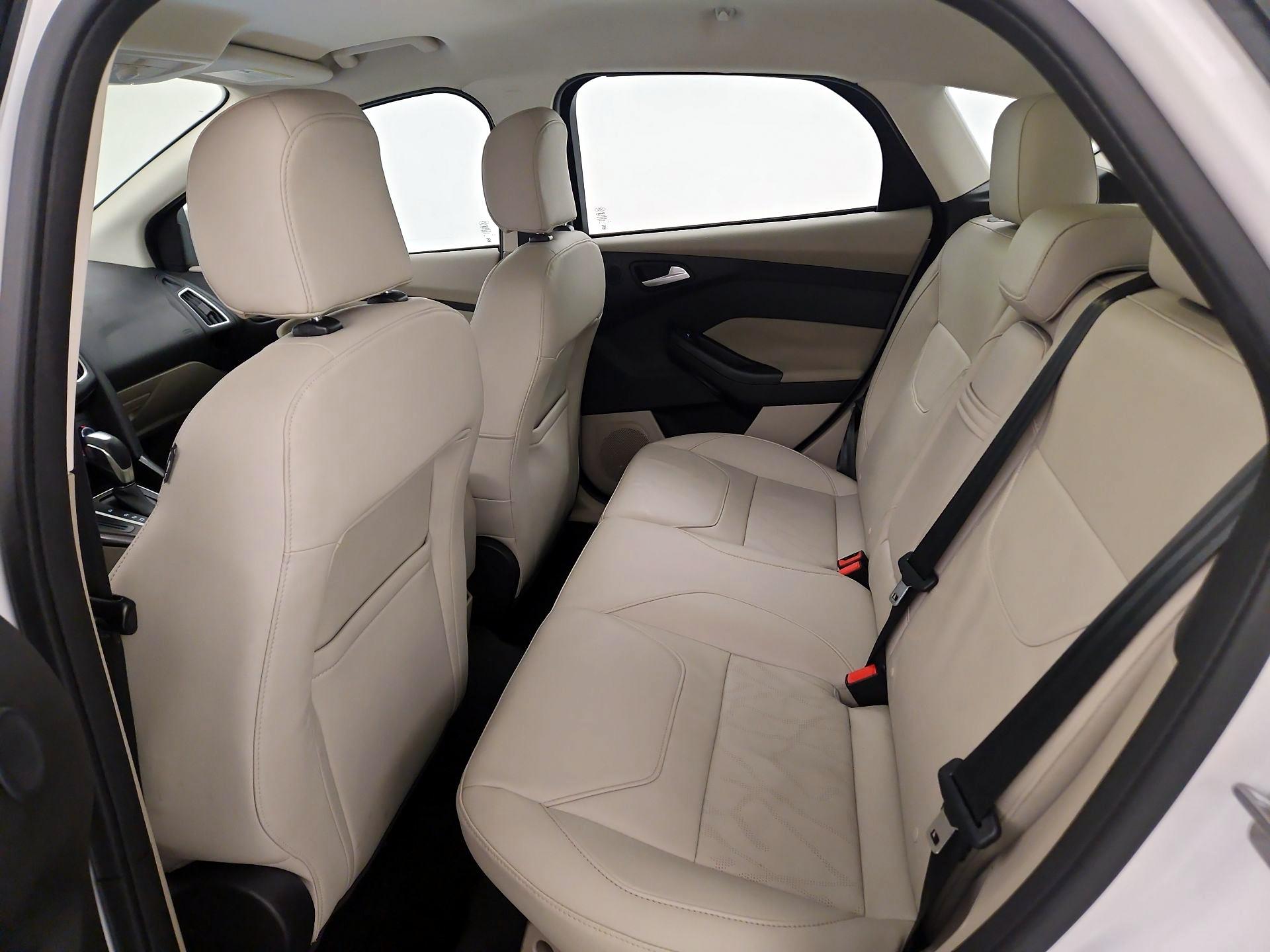 Thumbnail: 2016 Ford Focus - 20