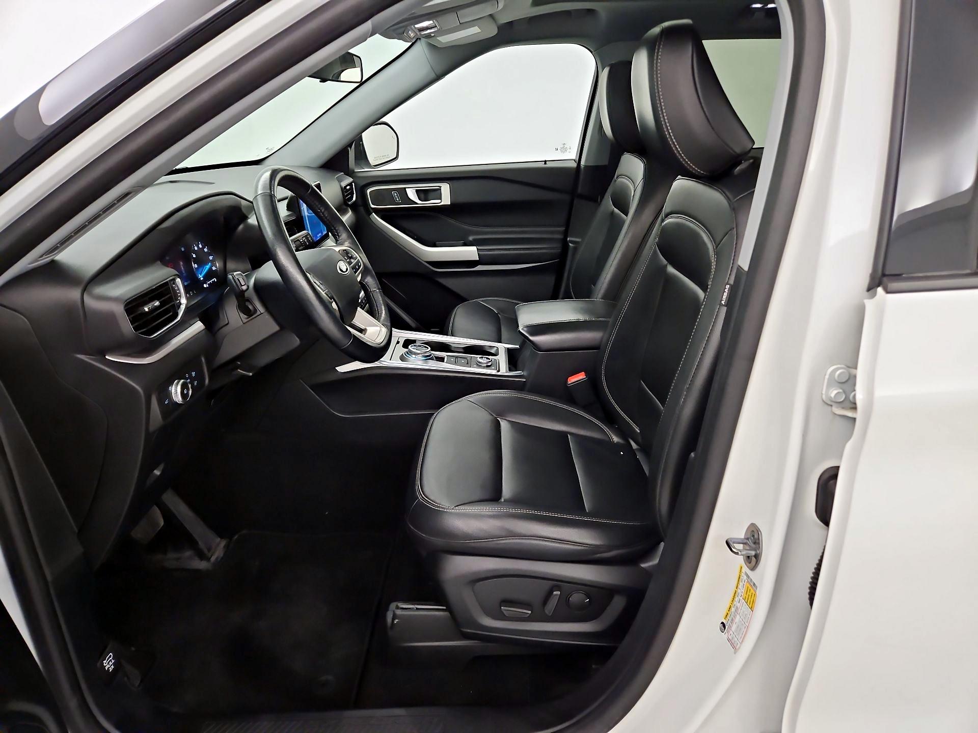 Thumbnail: 2021 Ford Explorer - 11