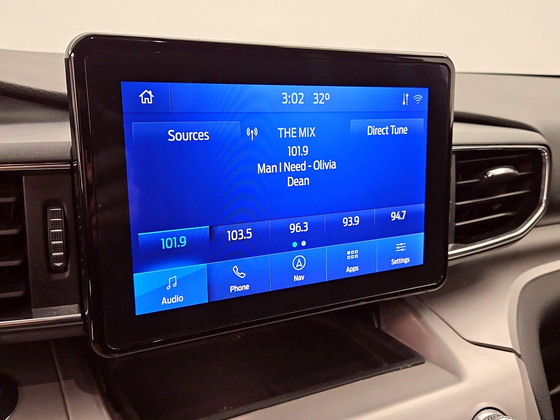 Thumbnail: 2021 Ford Explorer - 16