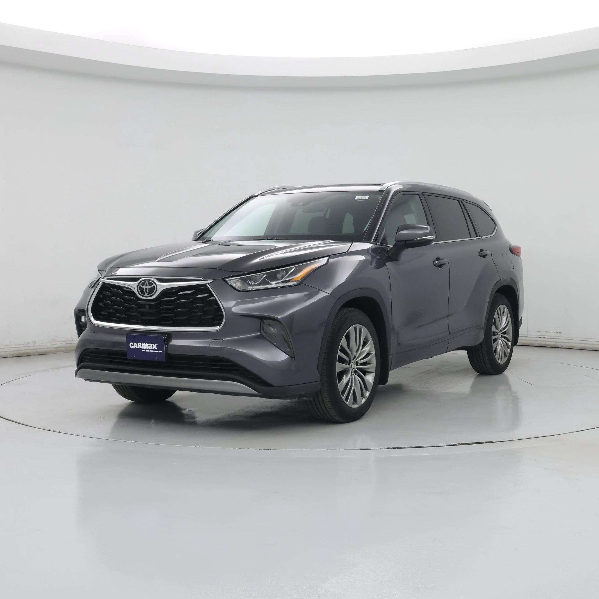 Thumbnail: 2022 Toyota Highlander - 4