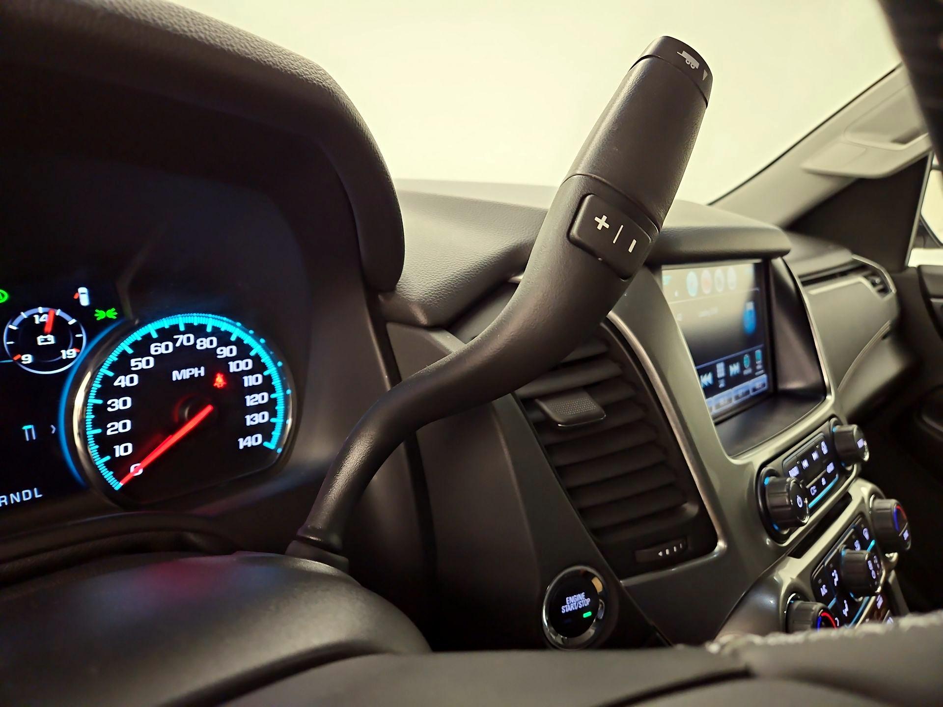 Thumbnail: 2018 Chevrolet Suburban - 18