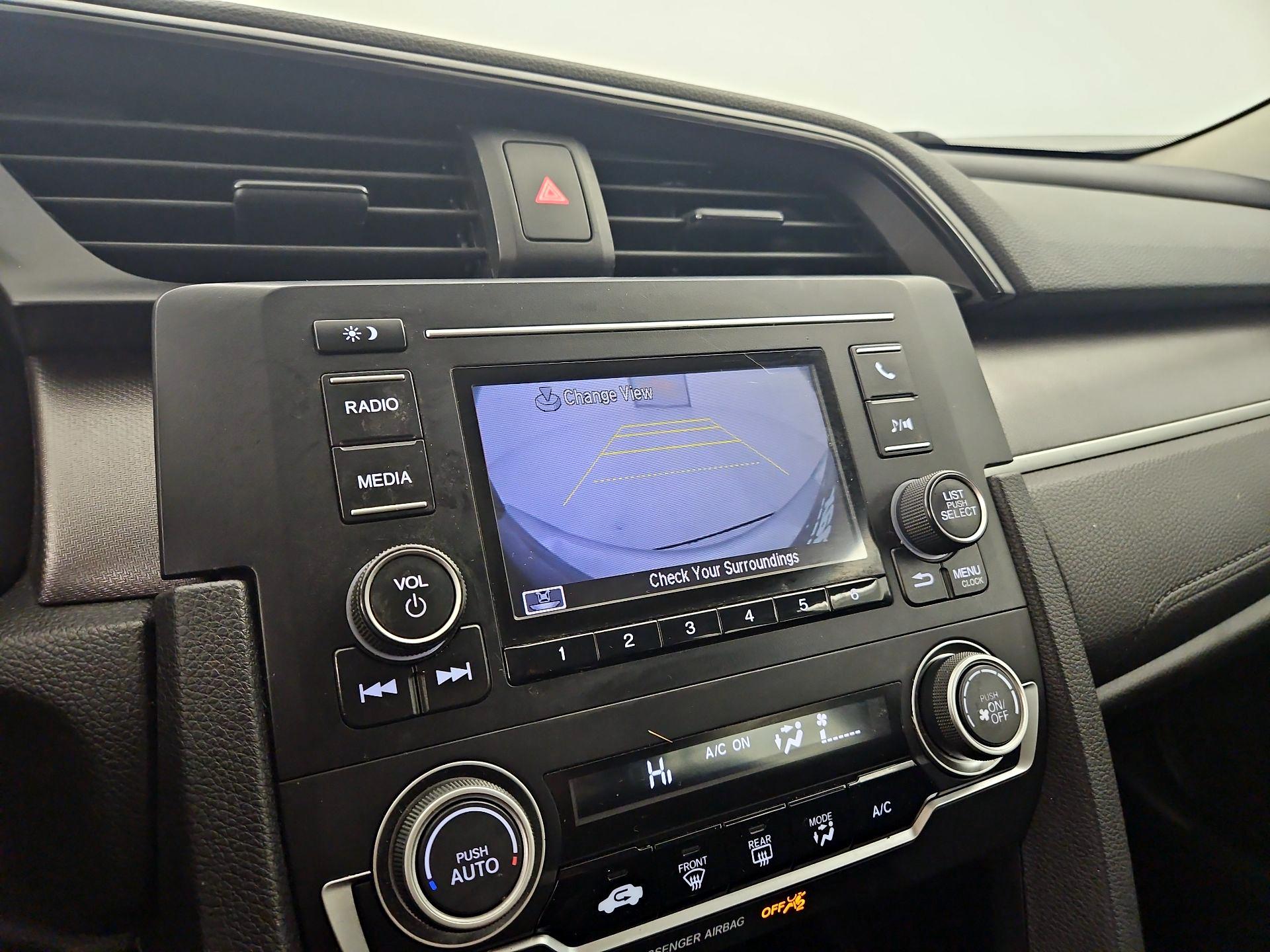 Thumbnail: 2016 Honda Civic - 14