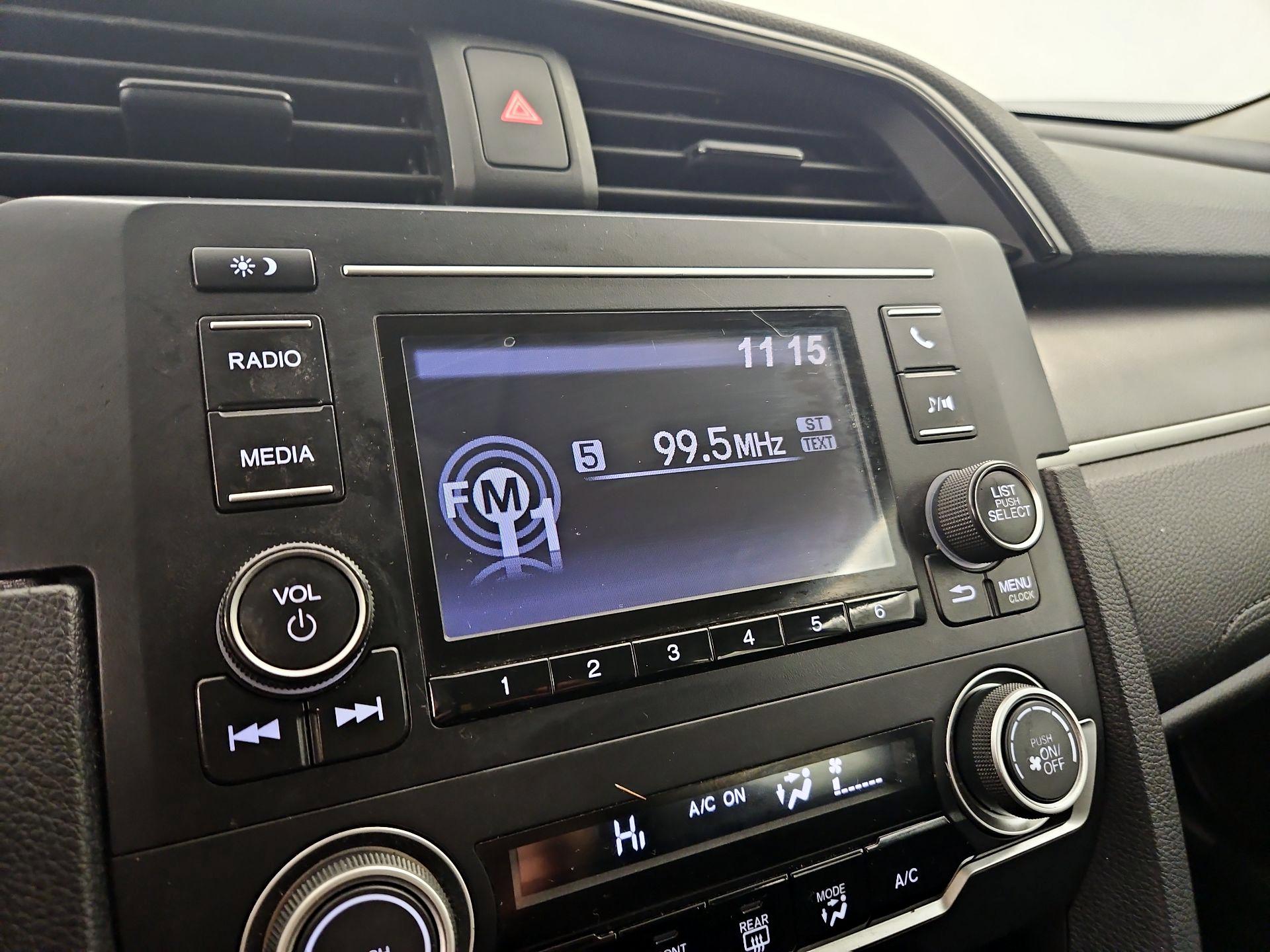 Thumbnail: 2016 Honda Civic - 15