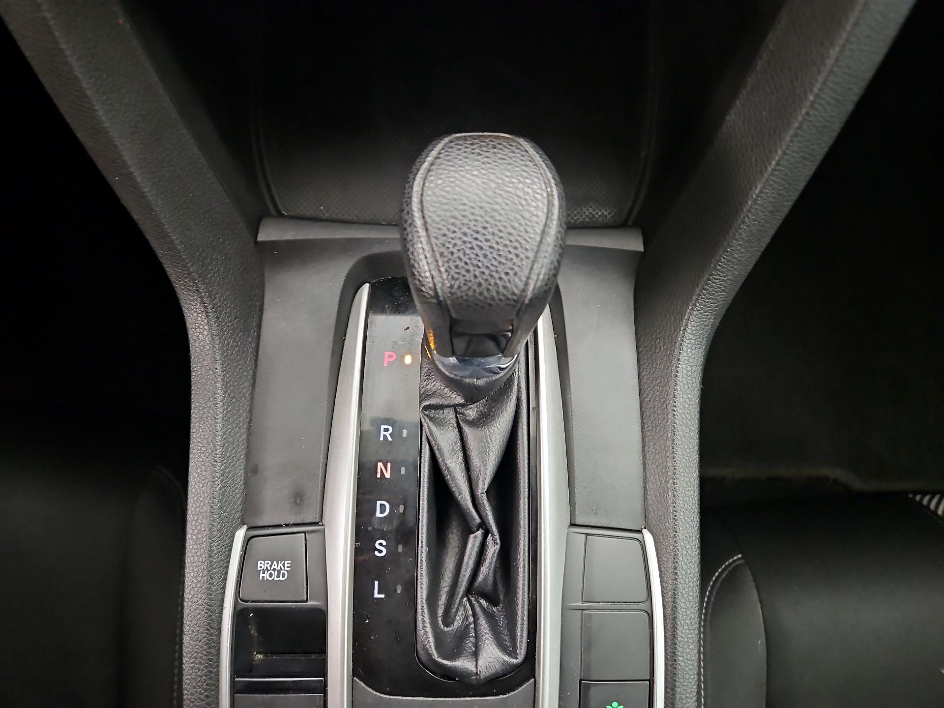 Thumbnail: 2016 Honda Civic - 17