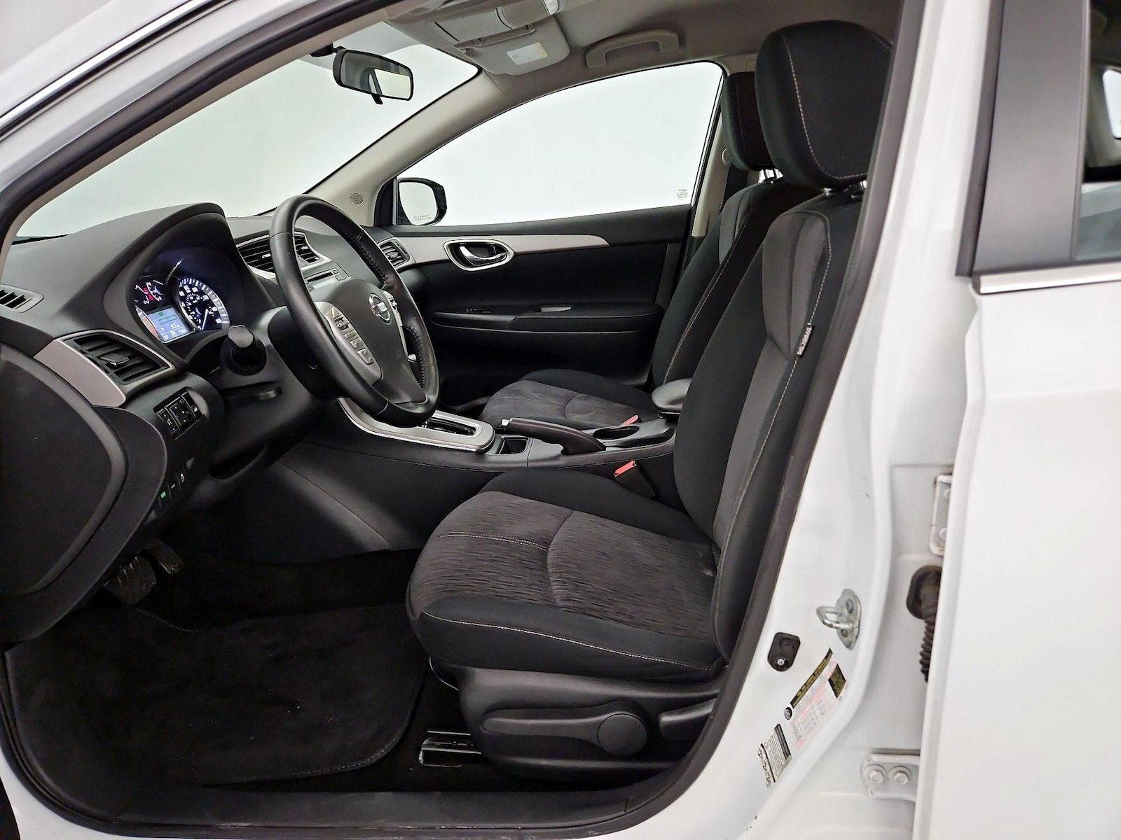 2015 Nissan Sentra SV - Photo 12