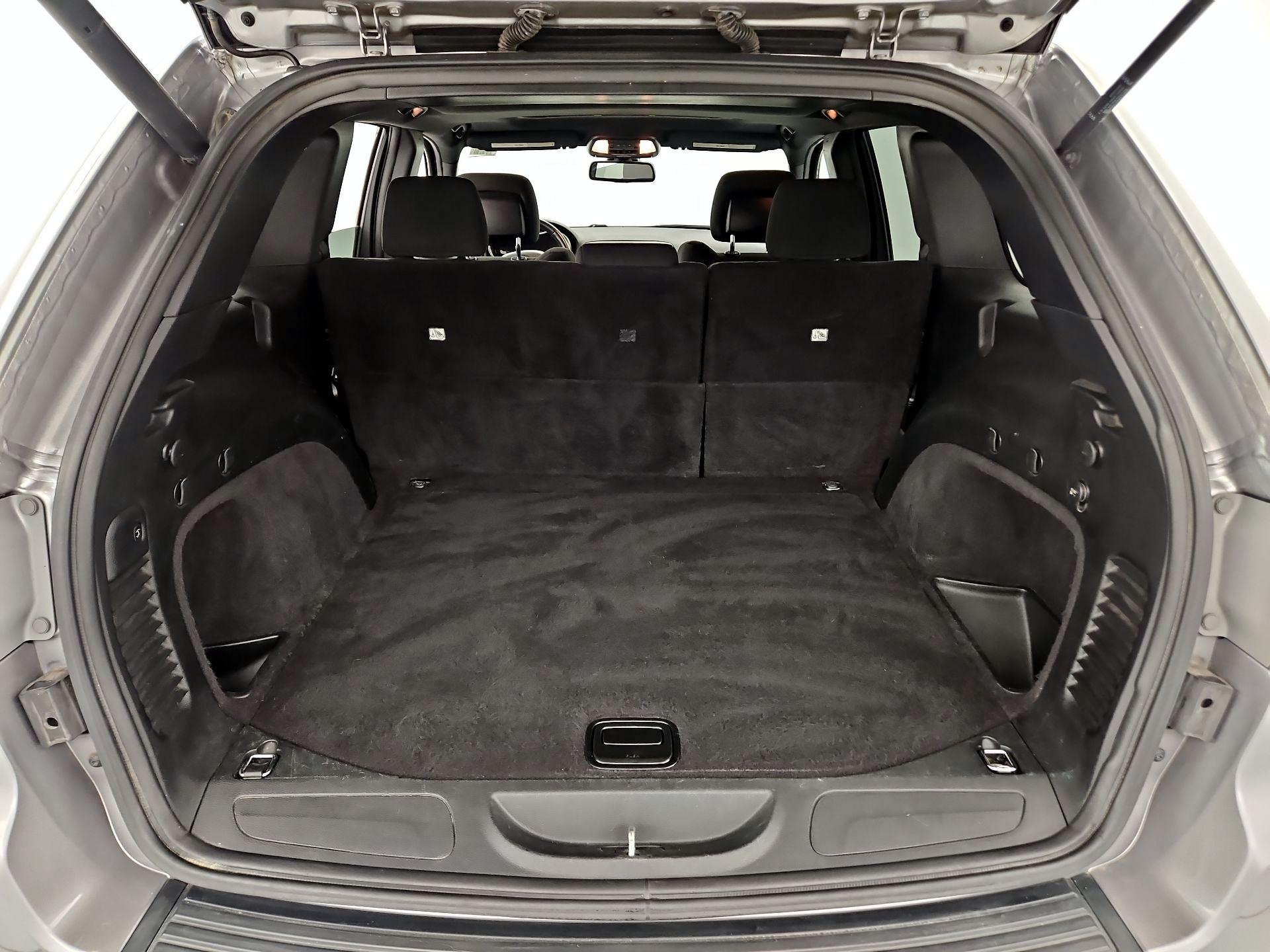 Thumbnail: 2015 Jeep Grand Cherokee - 20
