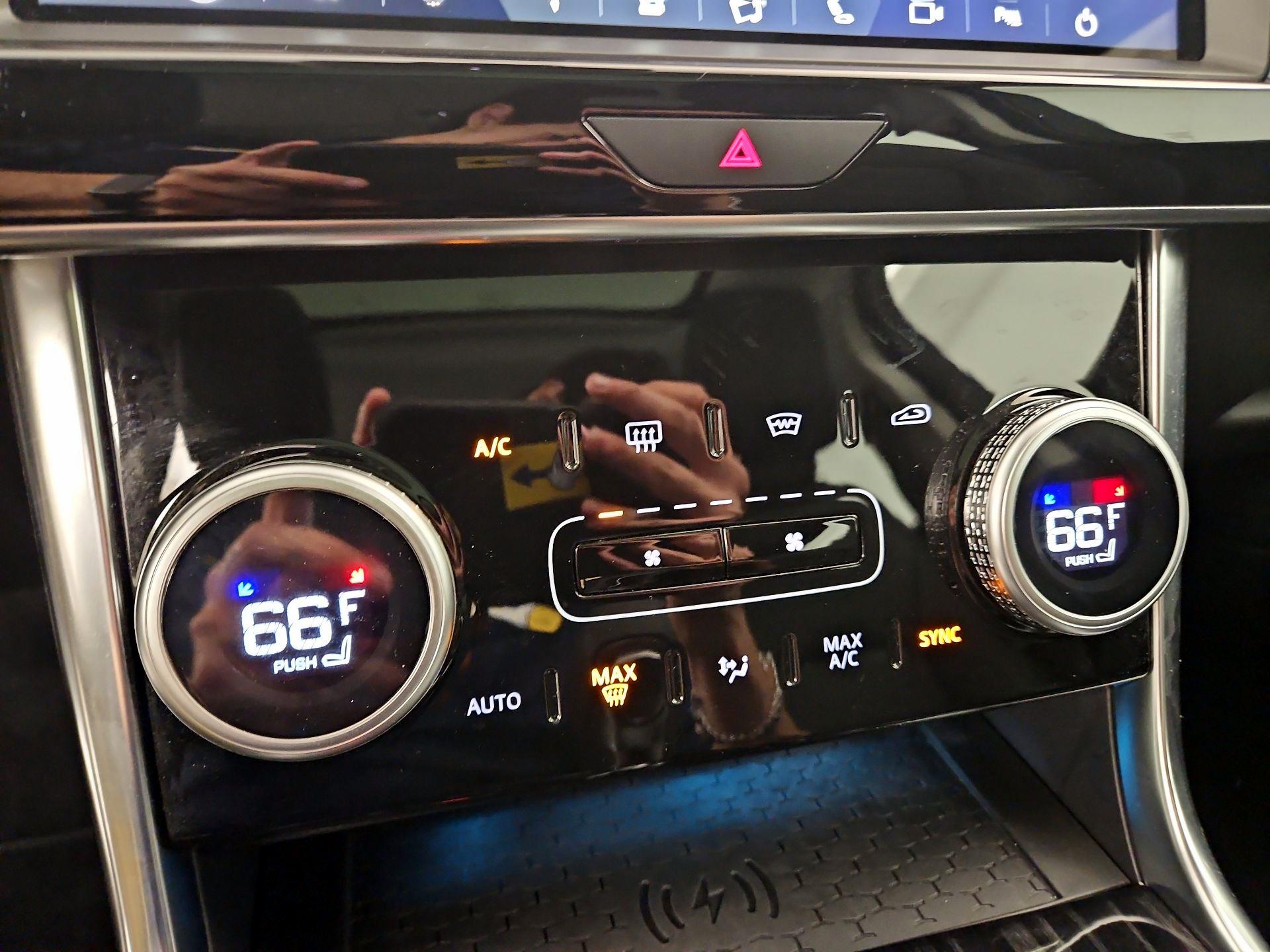 Thumbnail: 2020 Jaguar XE - 17