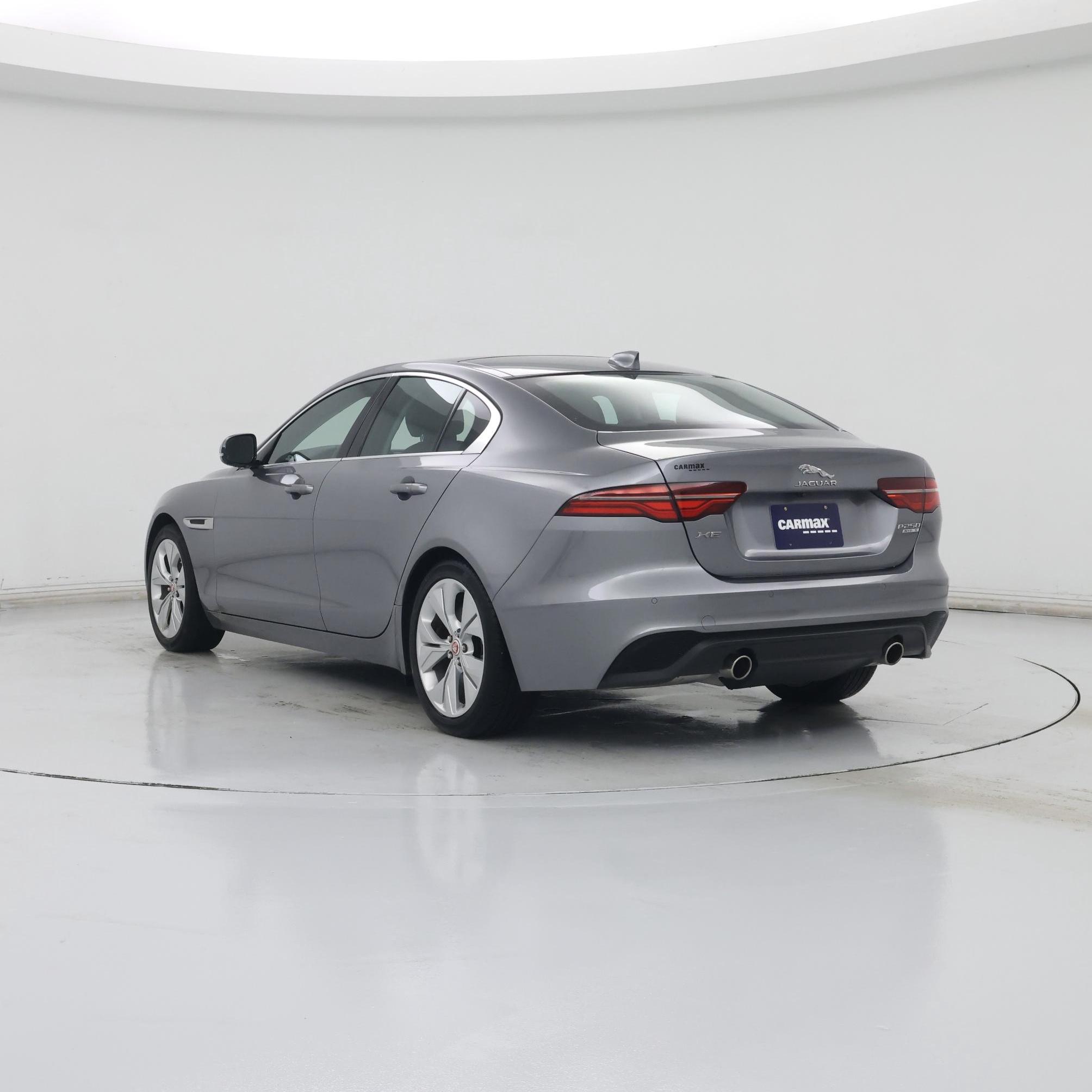 Thumbnail: 2020 Jaguar XE - 2