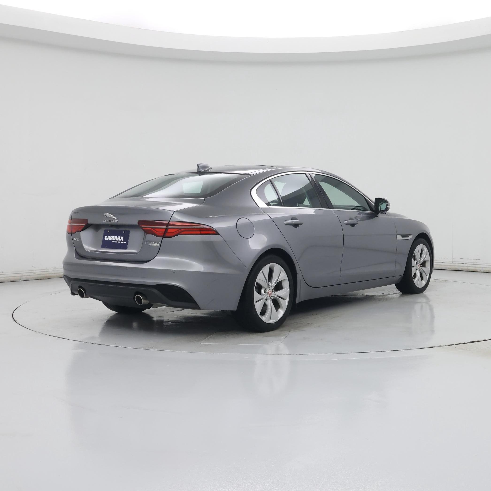 Thumbnail: 2020 Jaguar XE - 8