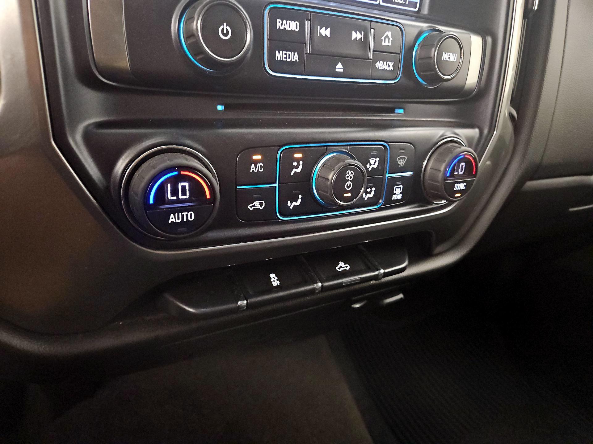 Thumbnail: 2018 Chevrolet Silverado 1500 - 14