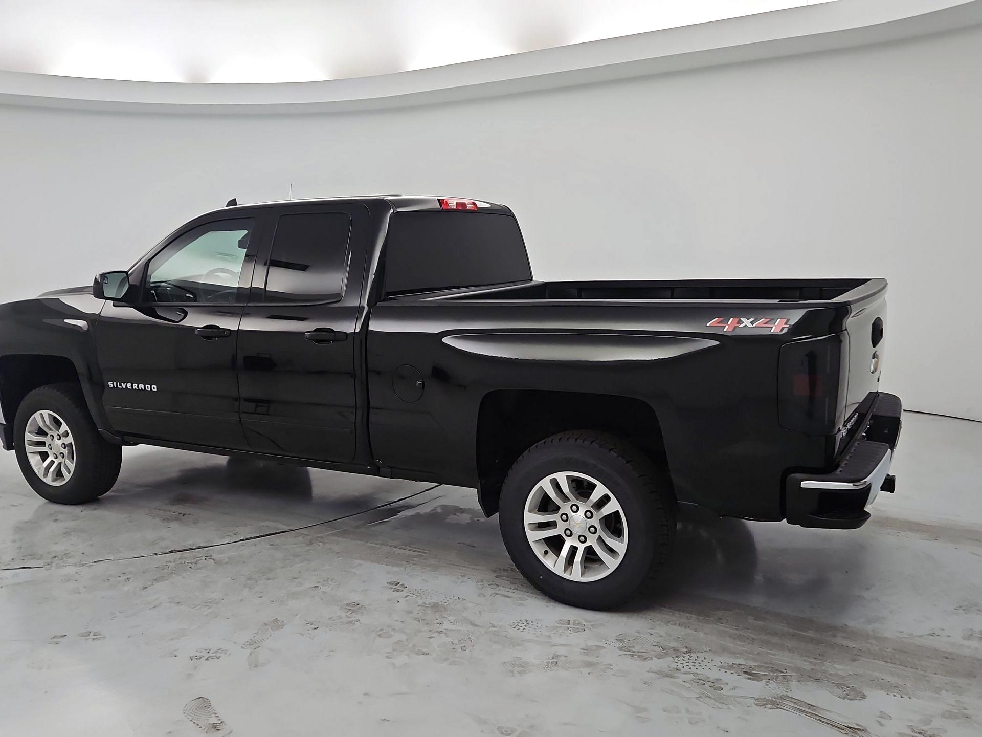 Thumbnail: 2018 Chevrolet Silverado 1500 - 7