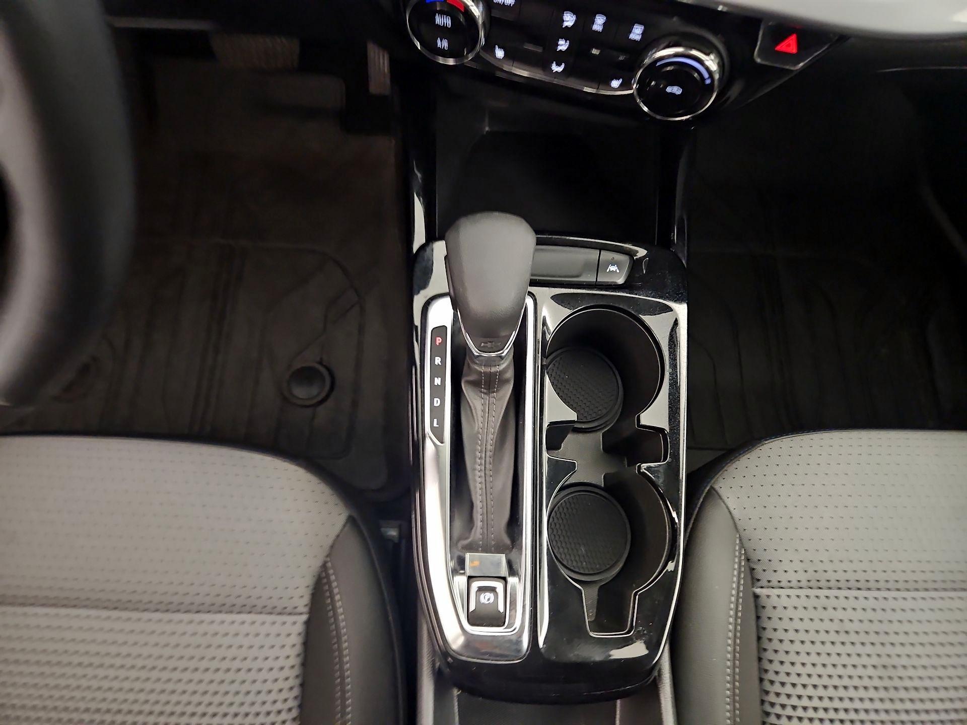 Thumbnail: 2024 Chevrolet Trax - 17