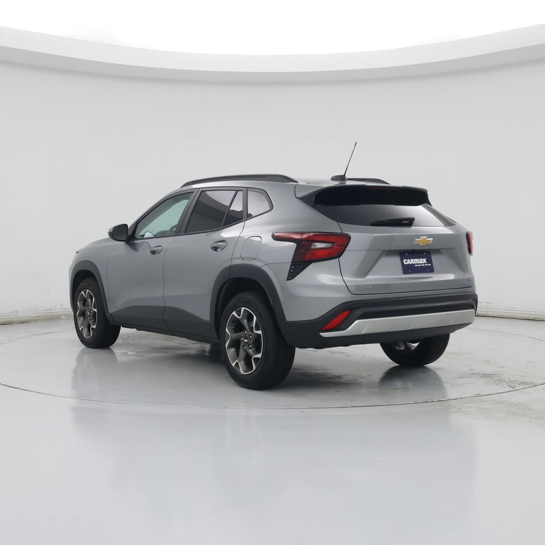 Thumbnail: 2024 Chevrolet Trax - 2