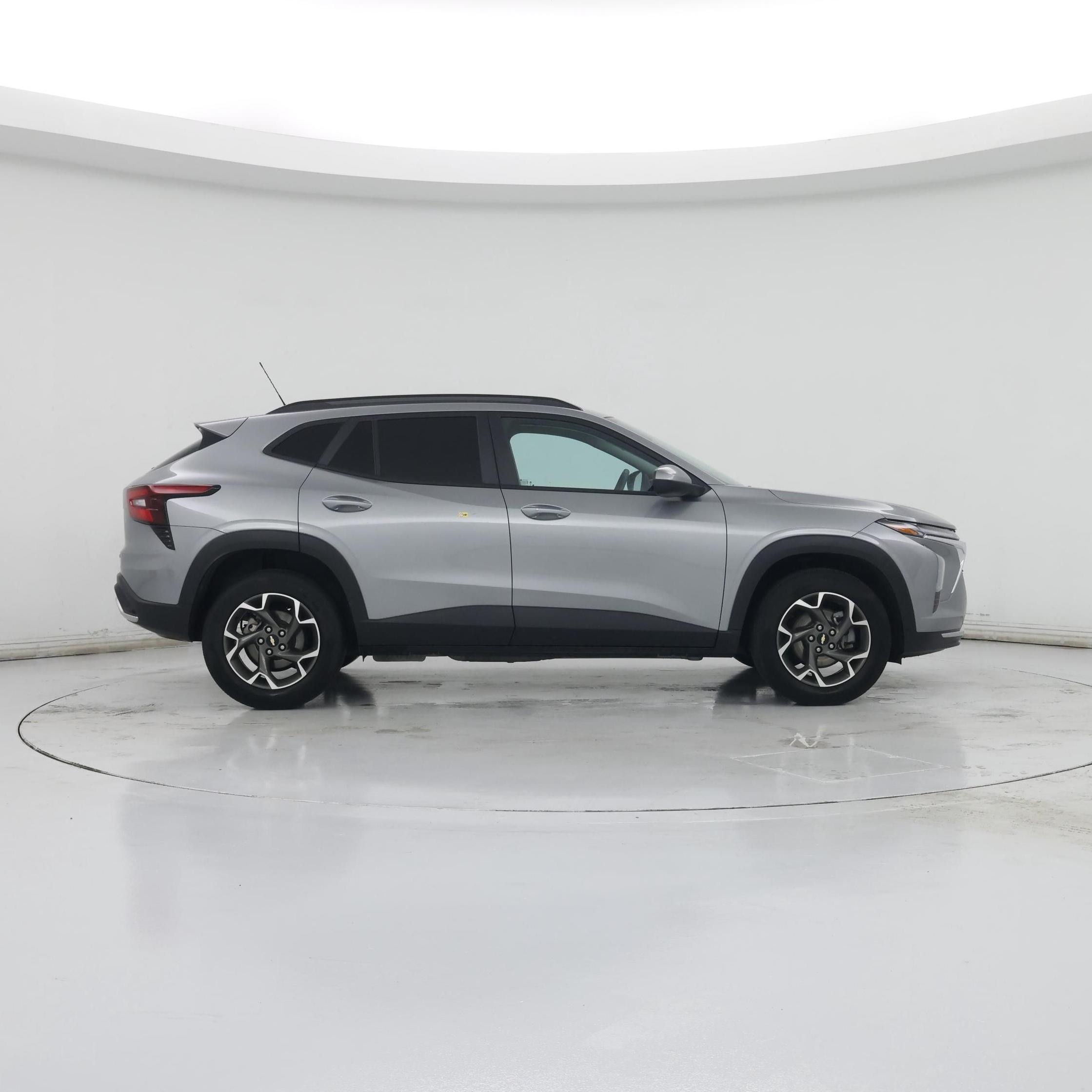 Thumbnail: 2024 Chevrolet Trax - 7