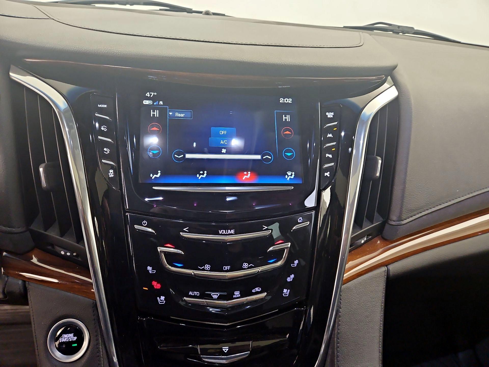 Thumbnail: 2018 Cadillac Escalade - 17