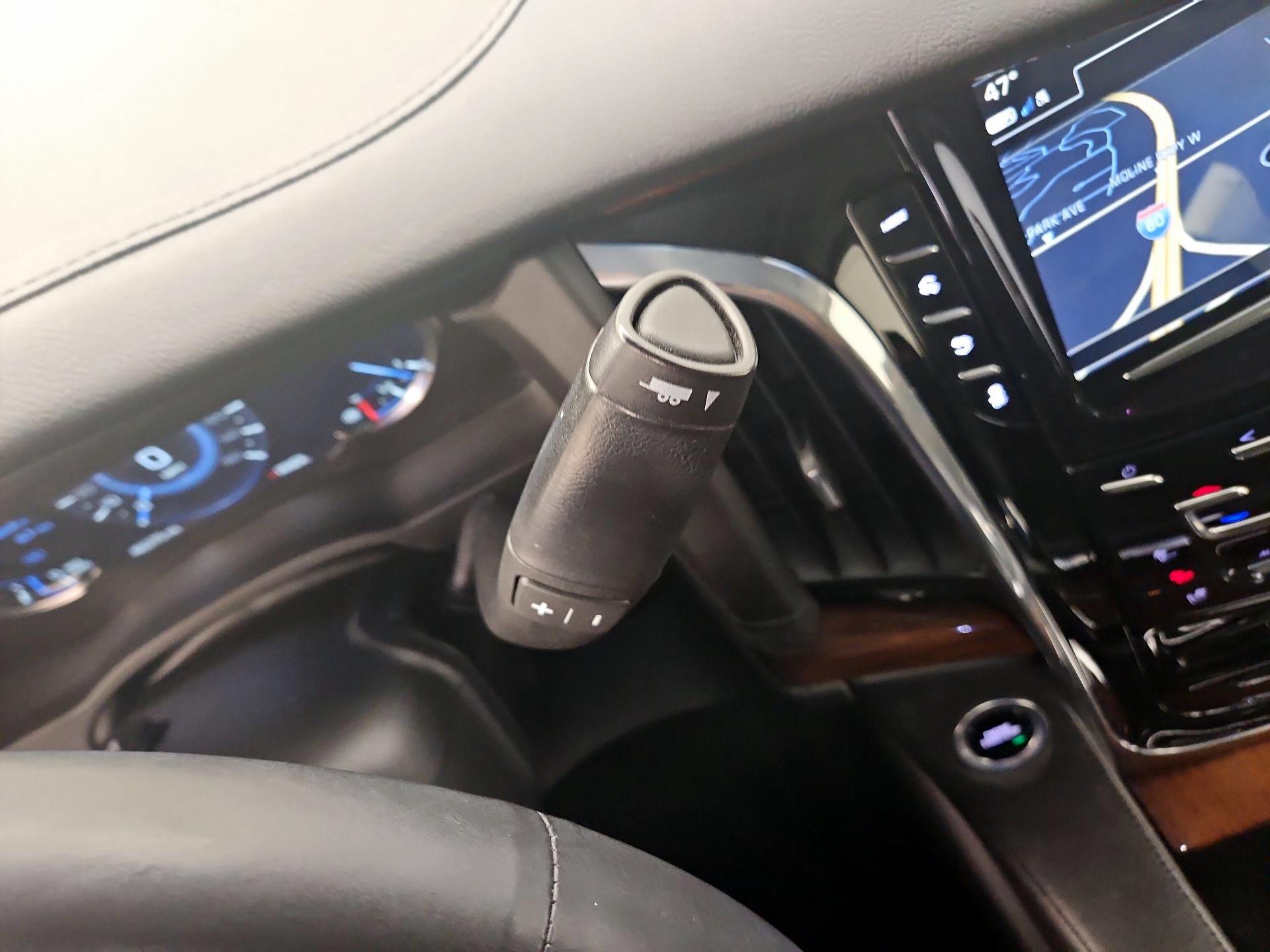 Thumbnail: 2018 Cadillac Escalade - 18