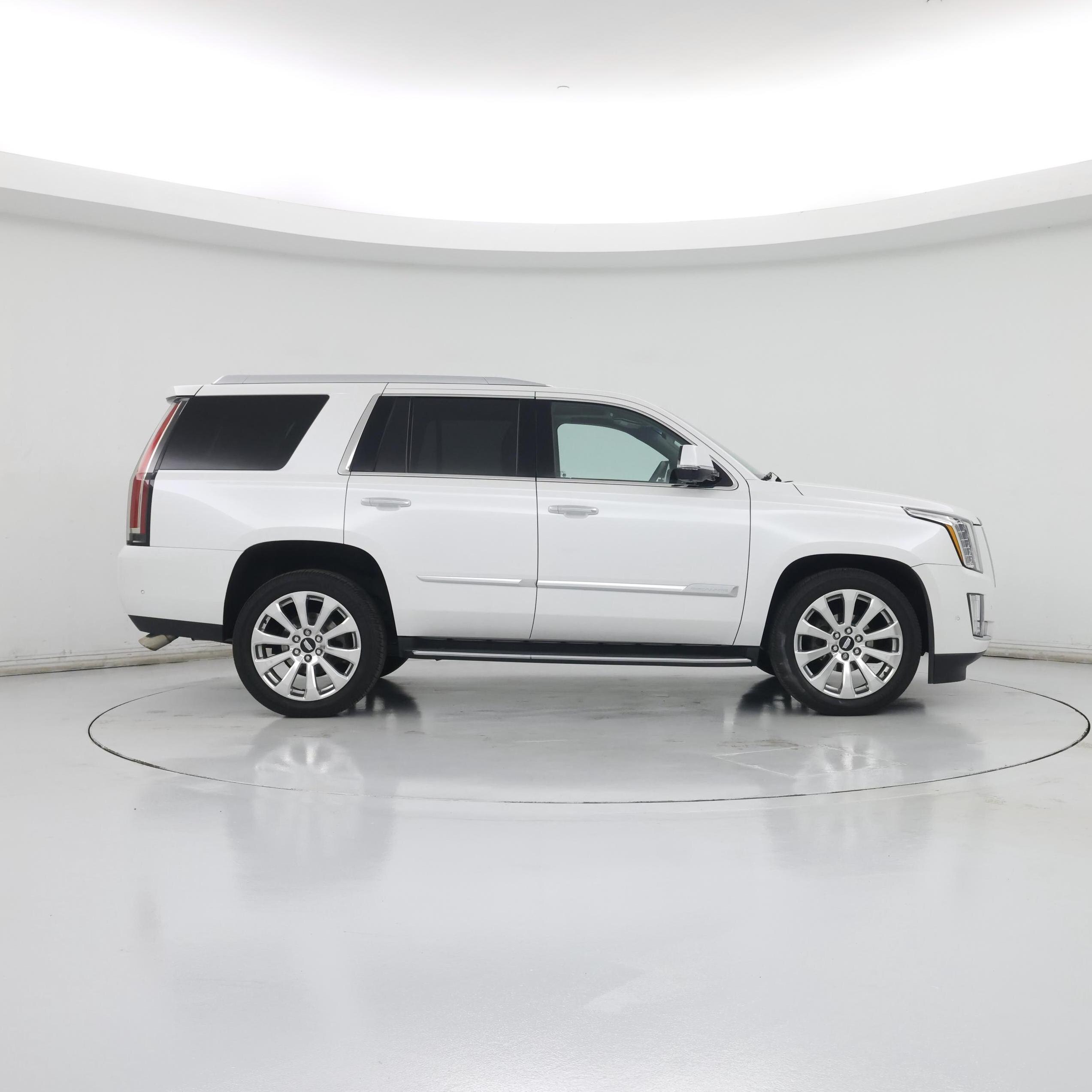 Thumbnail: 2018 Cadillac Escalade - 7