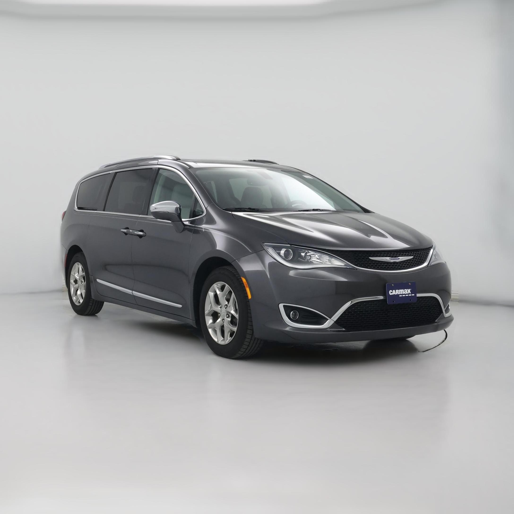 Thumbnail: 2018 Chrysler Pacifica - 1