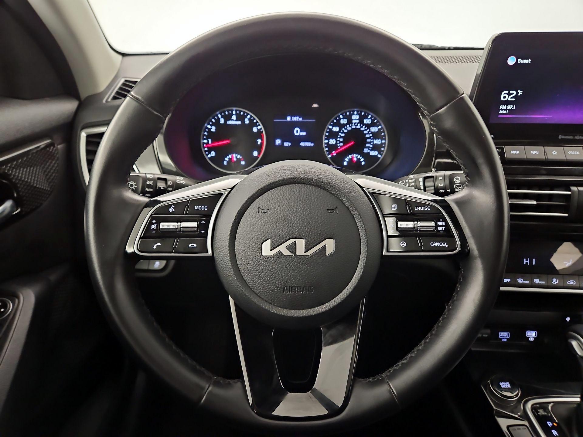 Thumbnail: 2022 Kia Seltos - 10