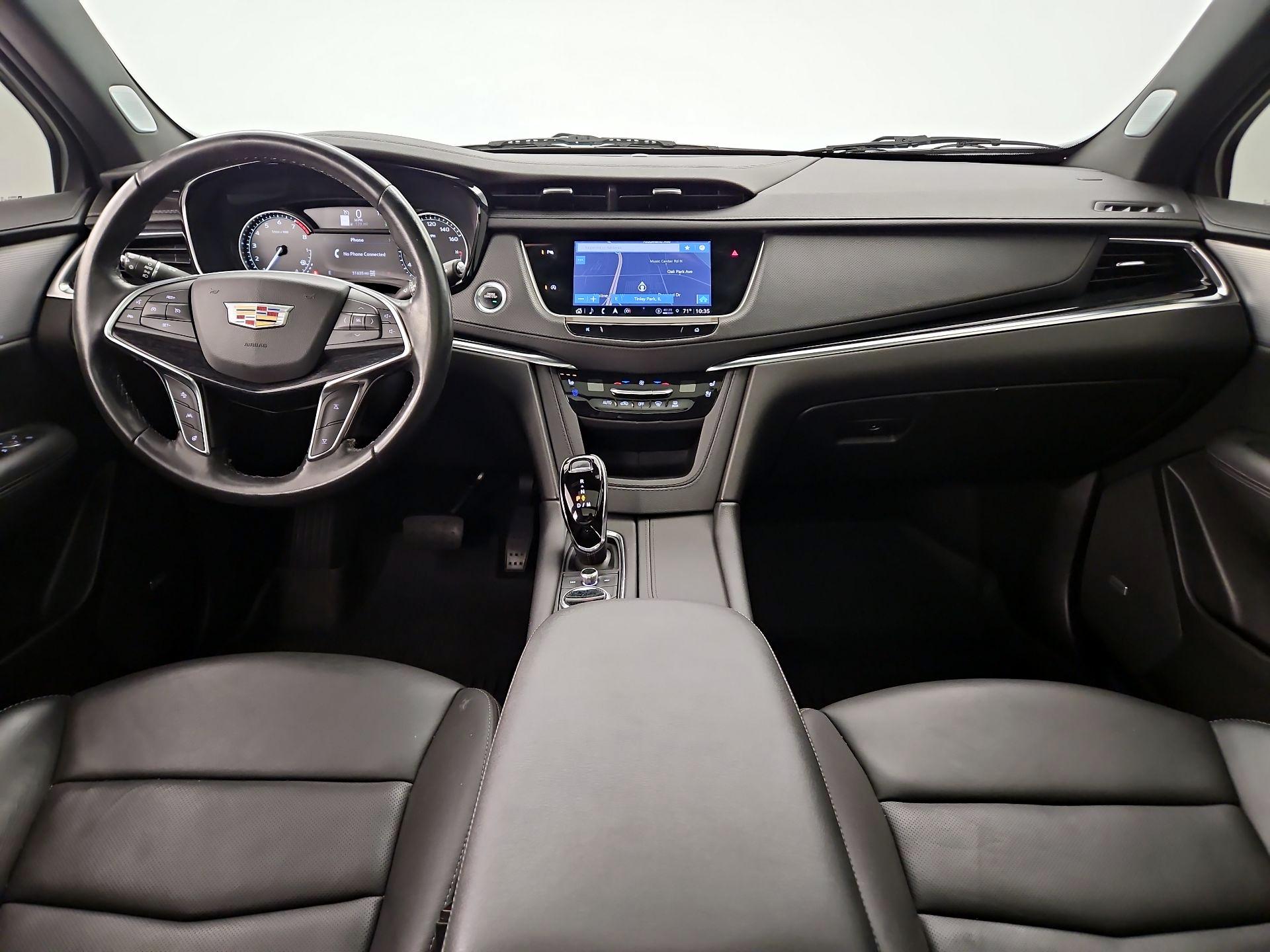 Thumbnail: 2023 Cadillac XT5 - 9