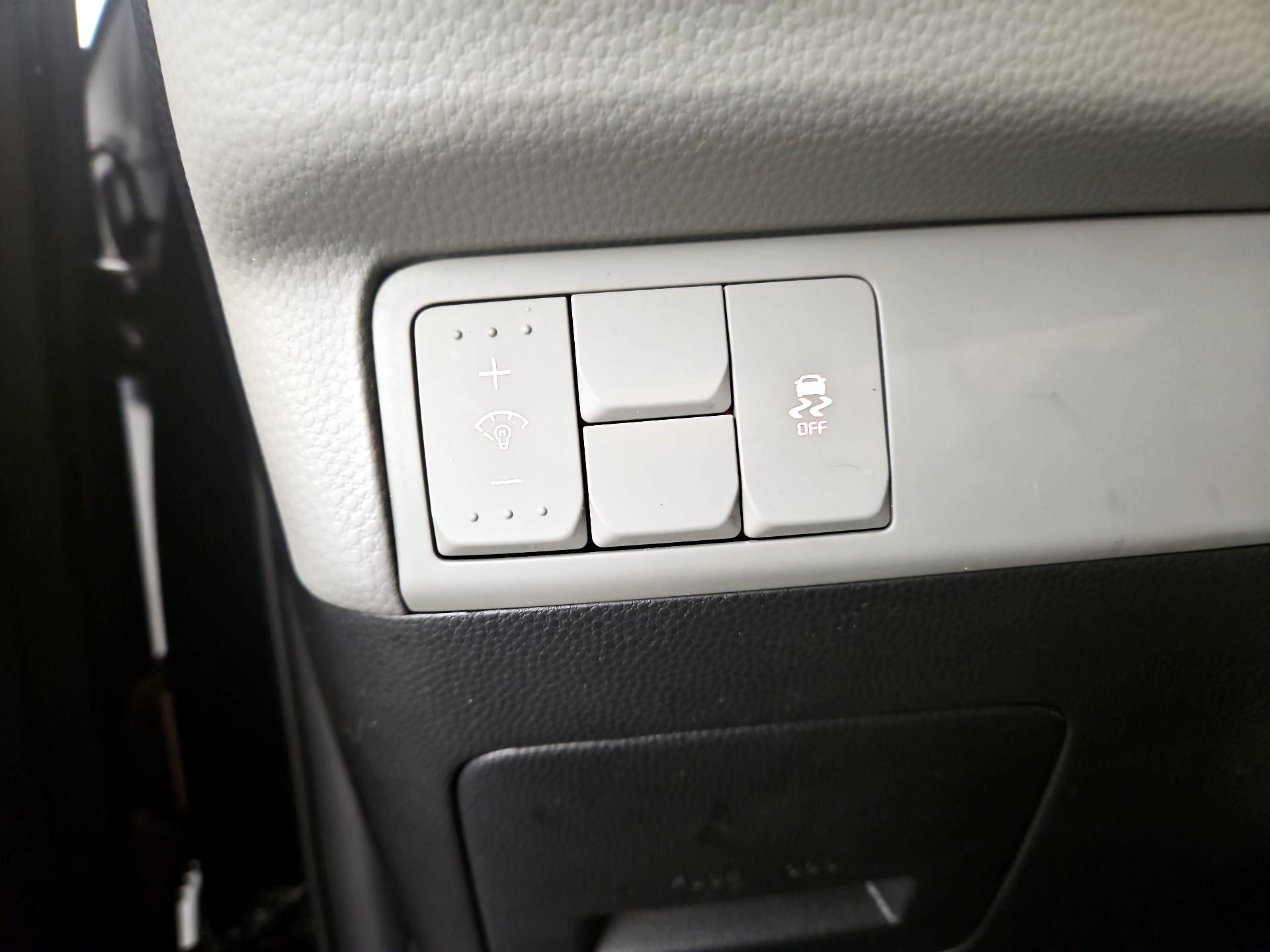 Thumbnail: 2019 Kia Soul - 13