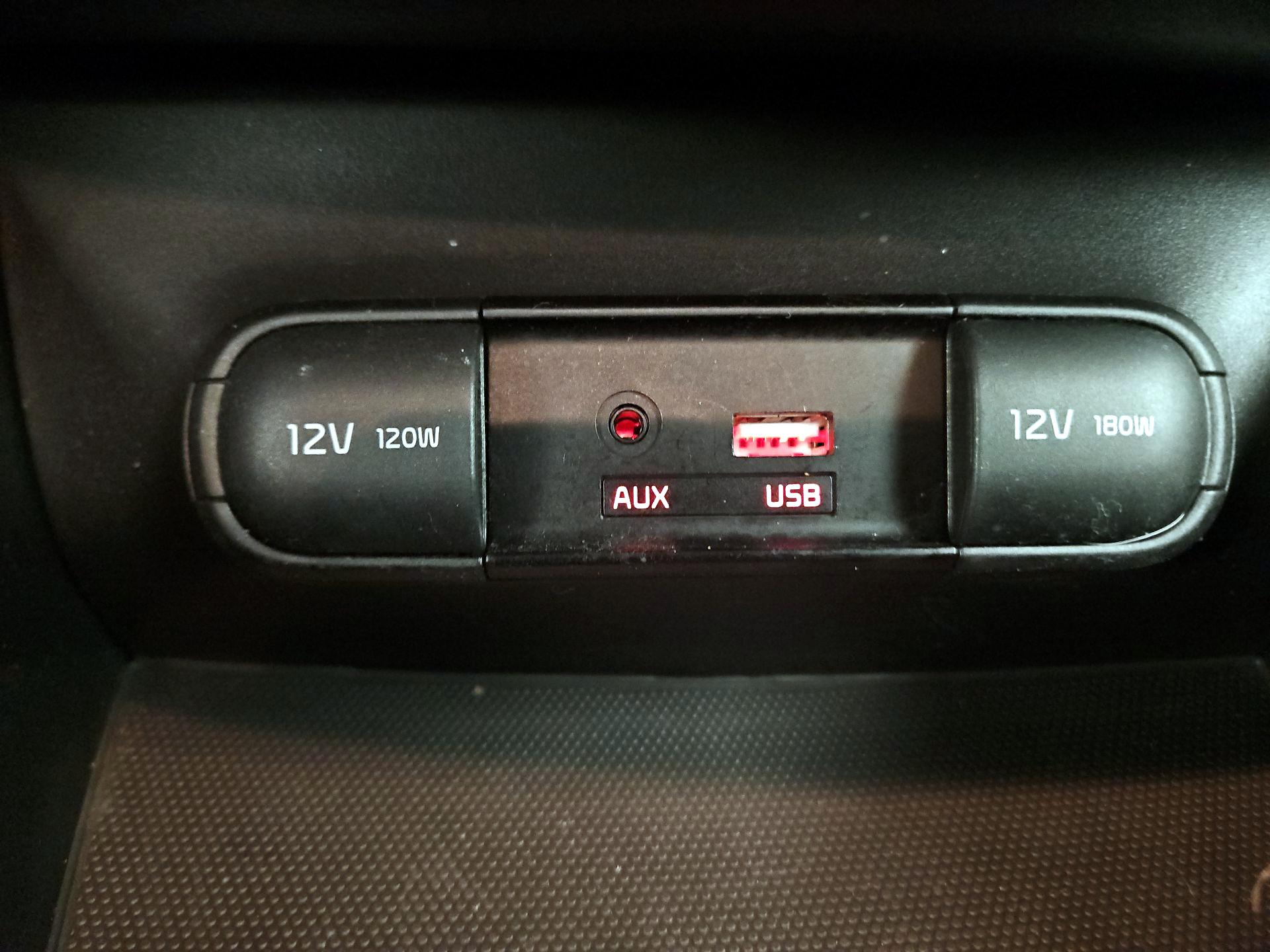 Thumbnail: 2019 Kia Soul - 18