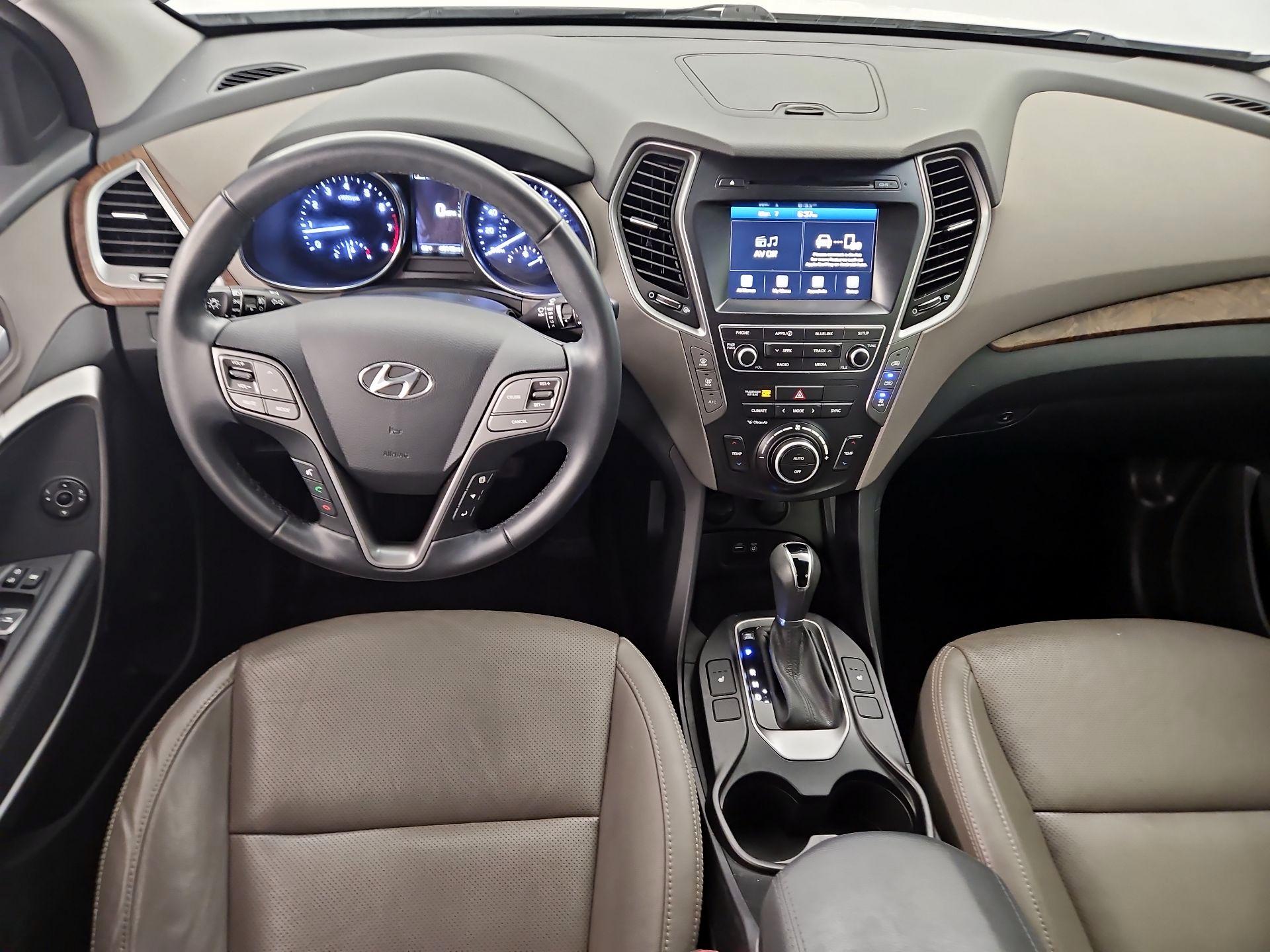 Thumbnail: 2017 Hyundai Santa Fe - 9