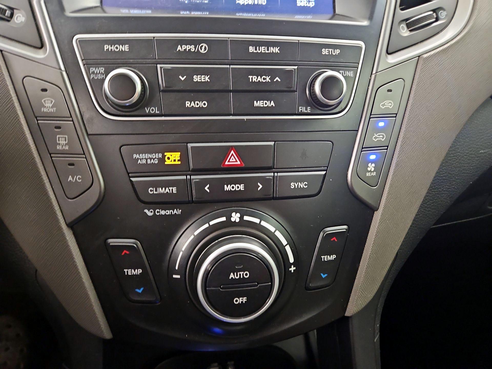 Thumbnail: 2017 Hyundai Santa Fe - 16