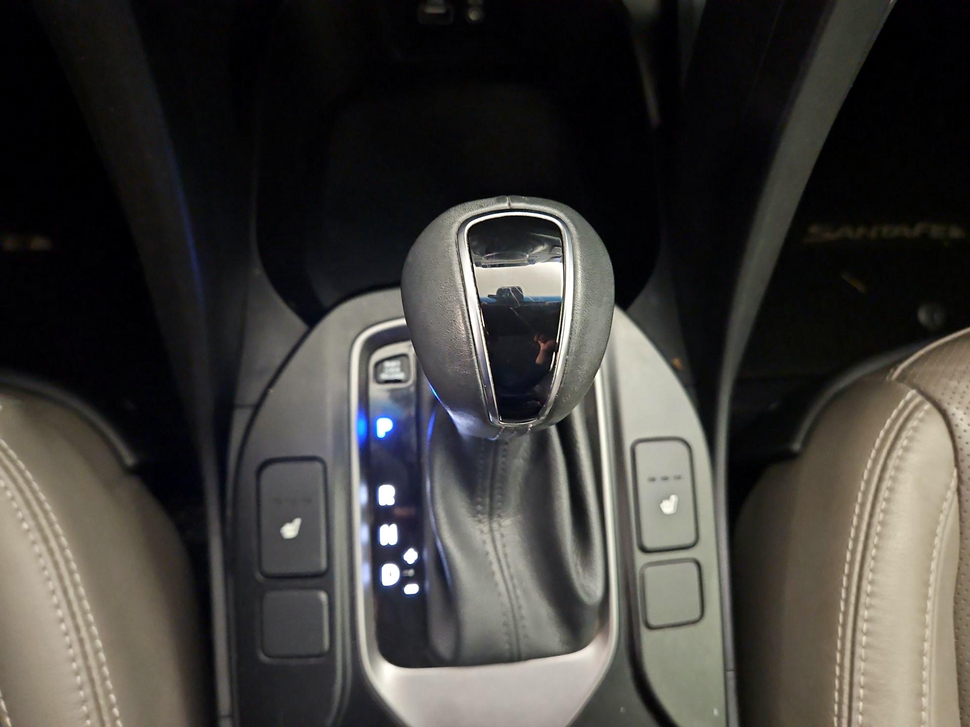 Thumbnail: 2017 Hyundai Santa Fe - 17