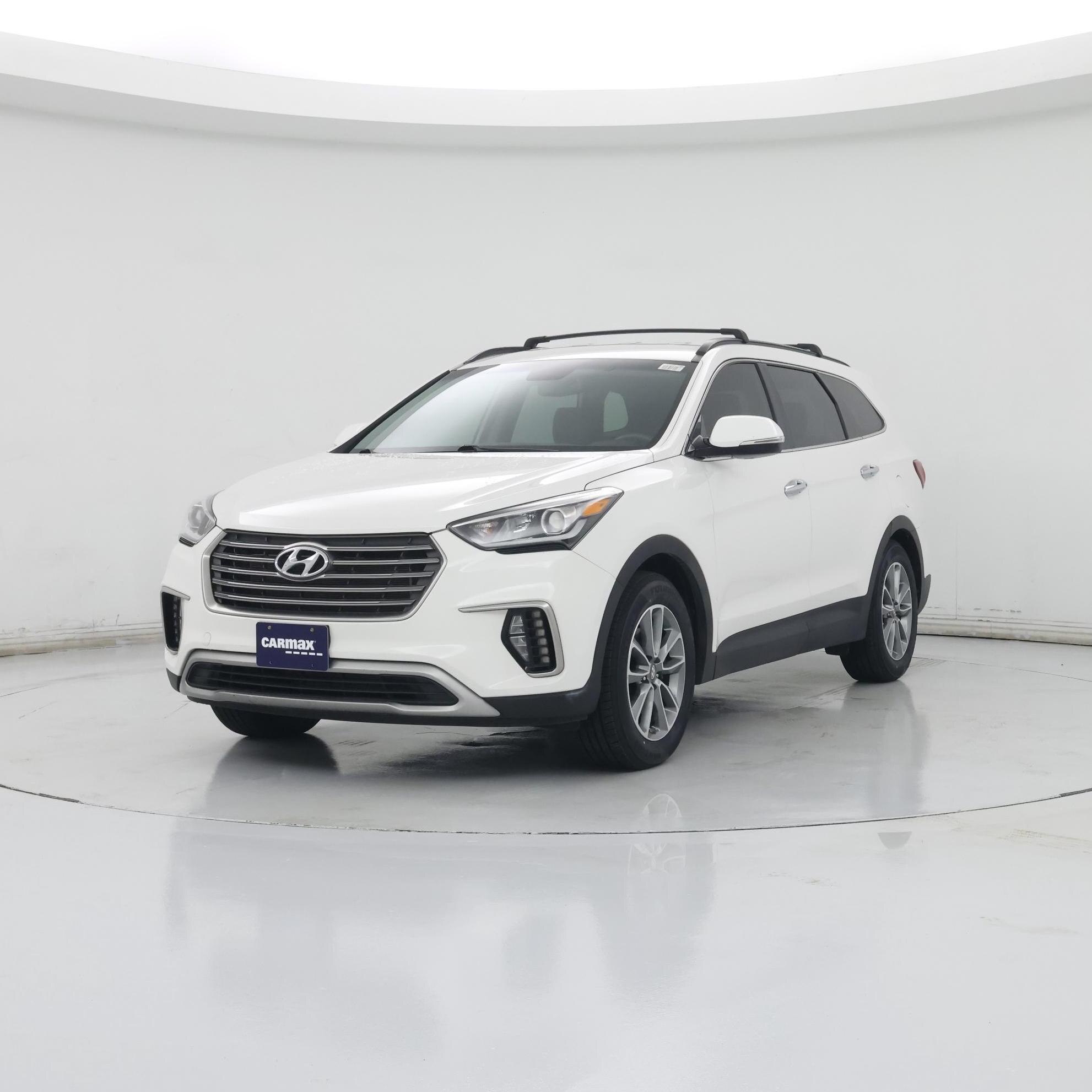 Thumbnail: 2017 Hyundai Santa Fe - 4