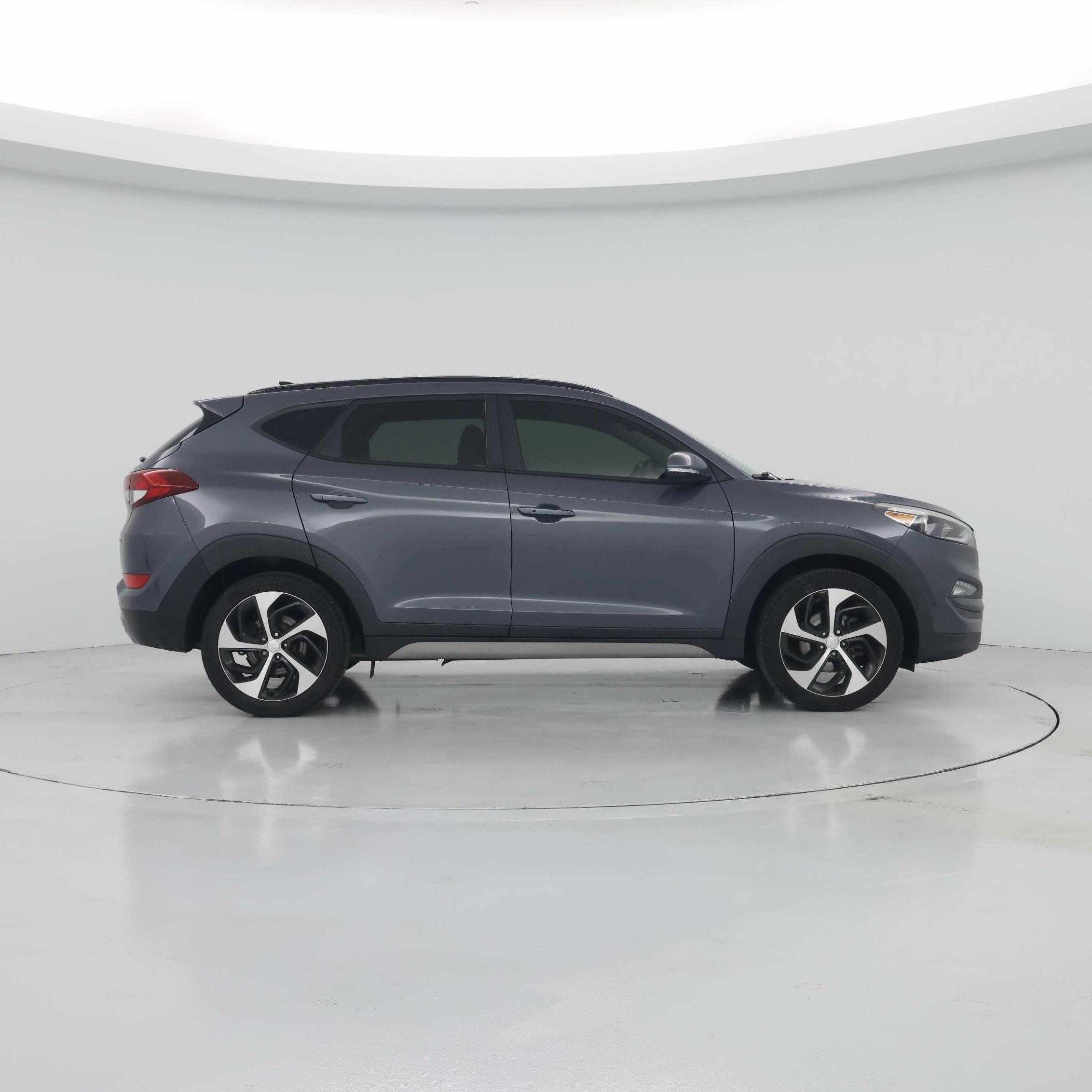 Thumbnail: 2018 Hyundai Tucson - 7