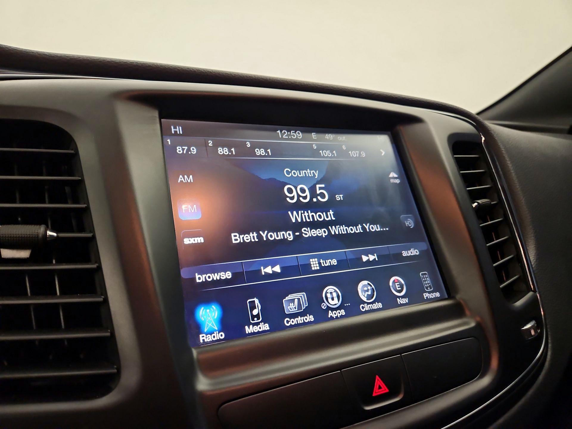 Thumbnail: 2015 Chrysler 200 - 16