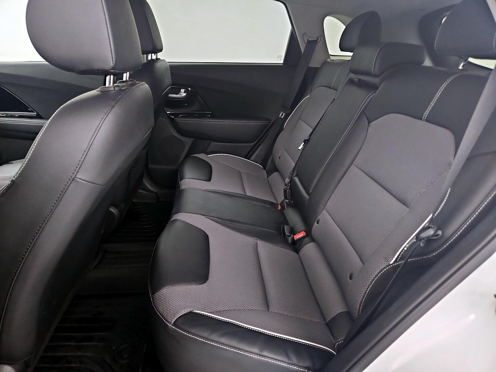 Thumbnail: 2022 Kia Niro - 20