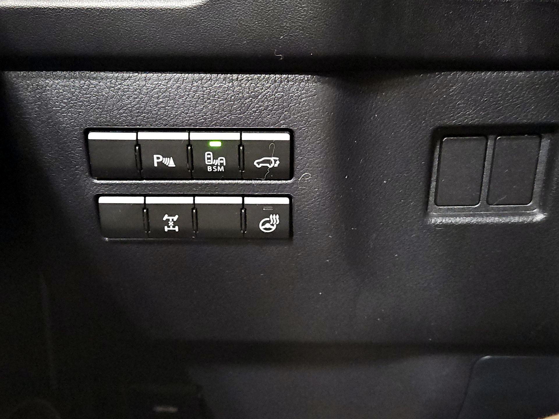 Thumbnail: 2016 Lexus NX - 13