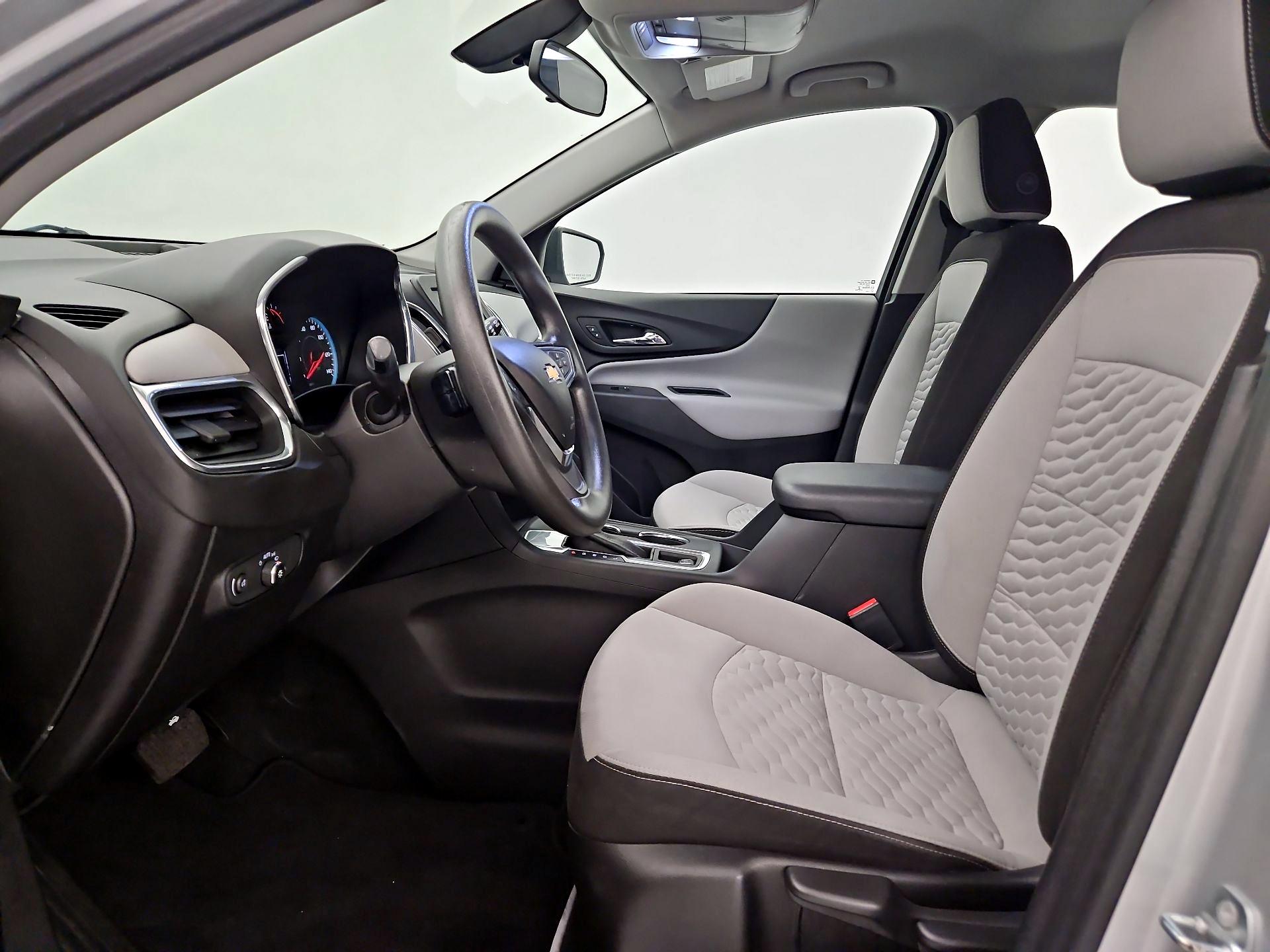 Thumbnail: 2018 Chevrolet Equinox - 11