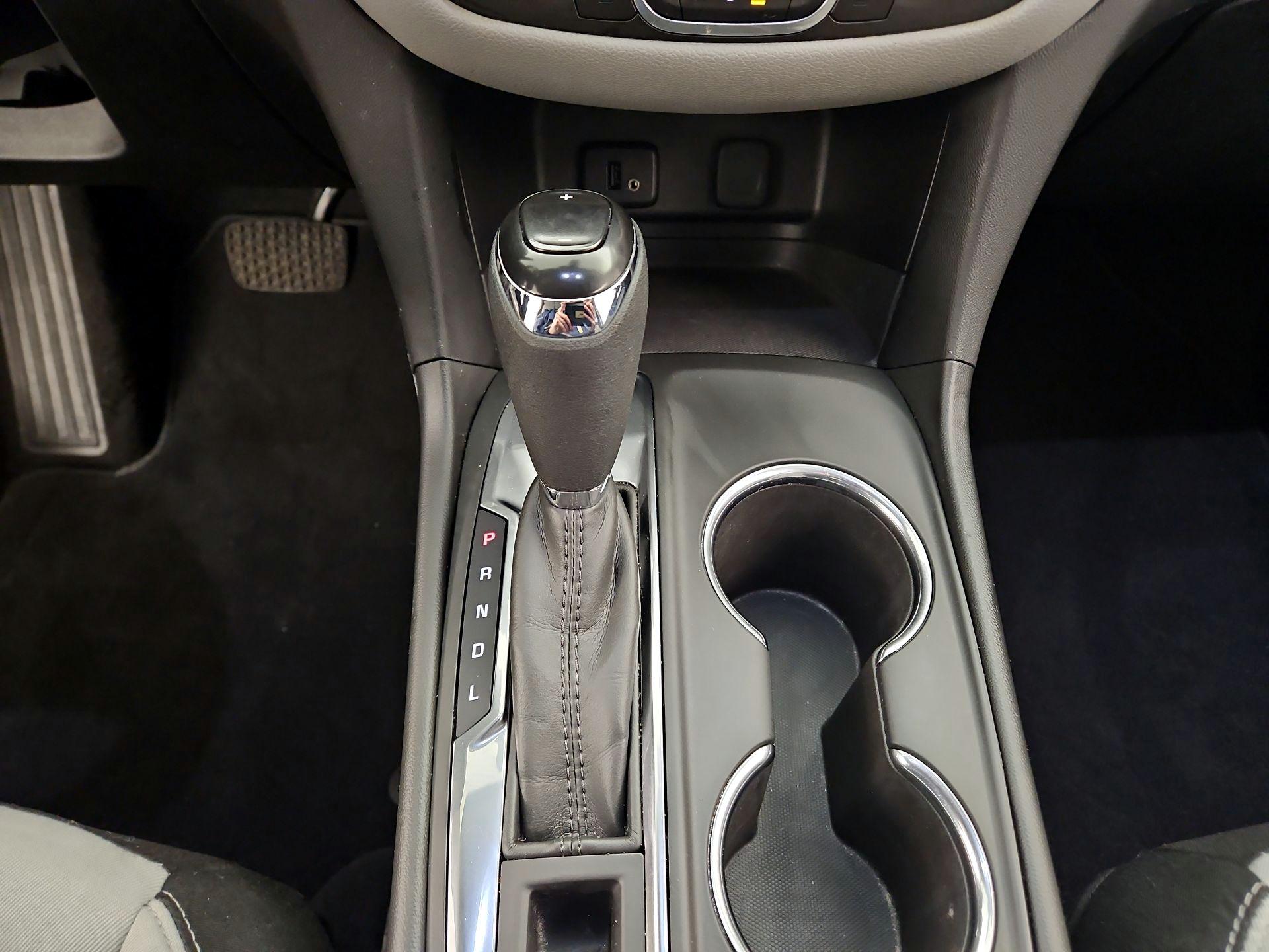 Thumbnail: 2018 Chevrolet Equinox - 17