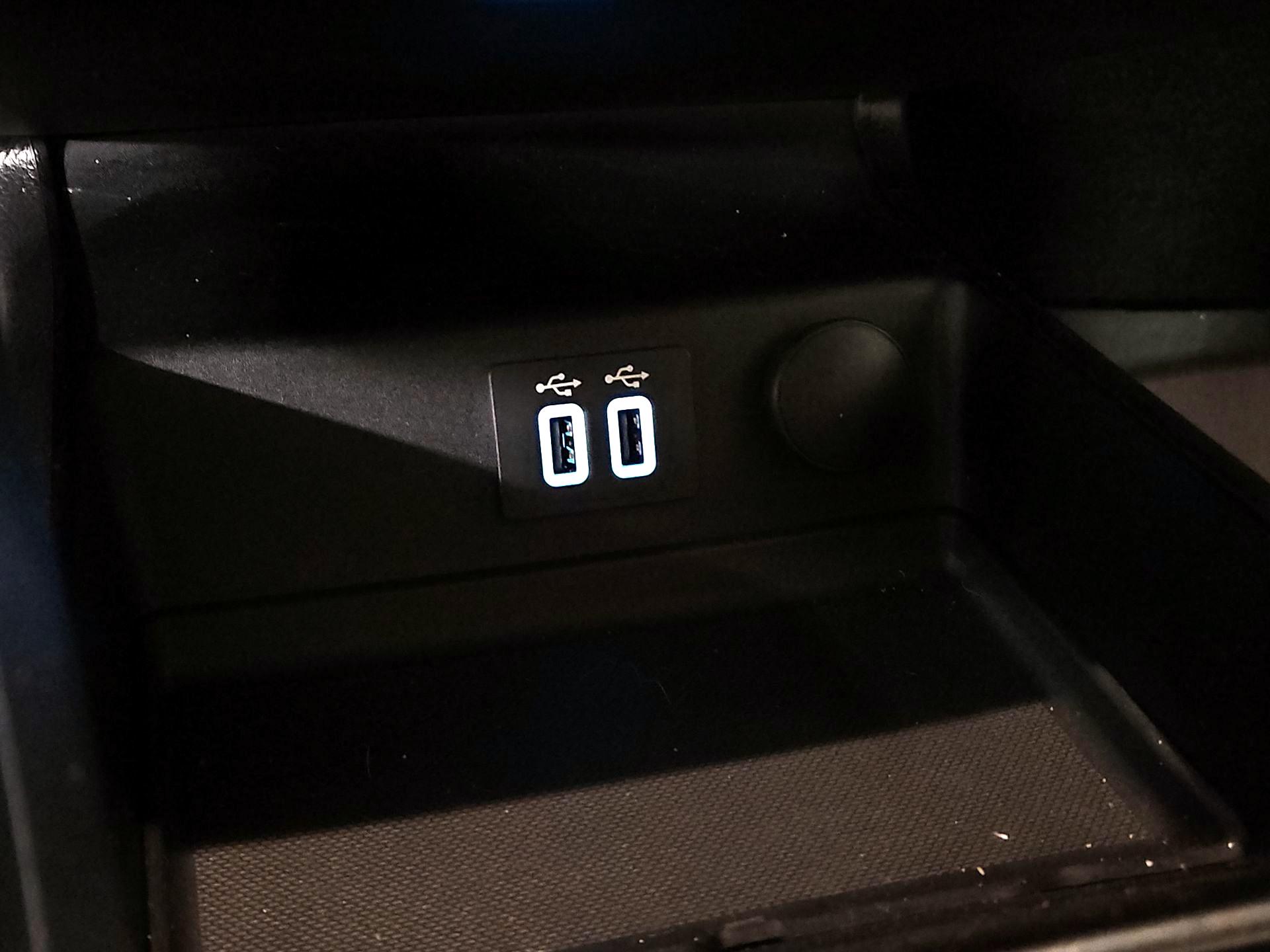 Thumbnail: 2020 Ford Fusion - 18