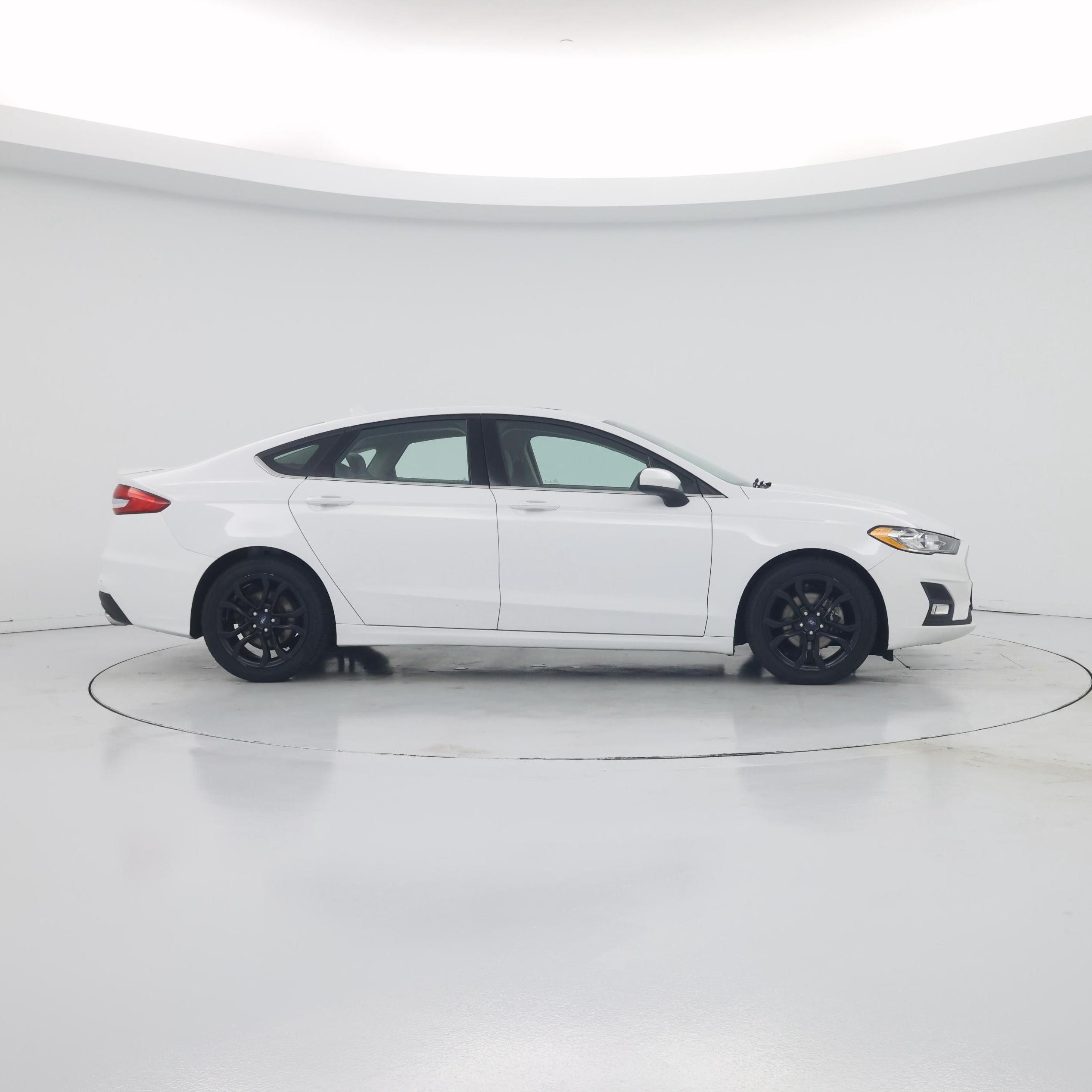 Thumbnail: 2020 Ford Fusion - 7