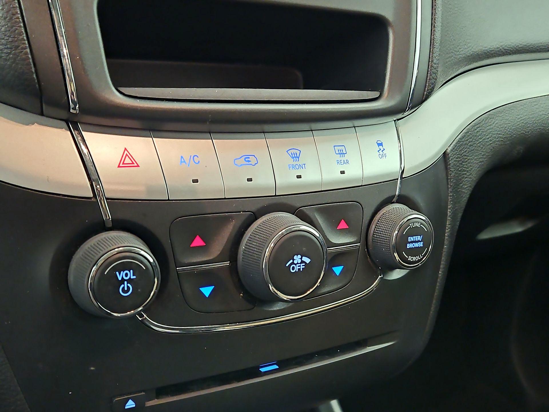 Thumbnail: 2020 Dodge Journey - 16